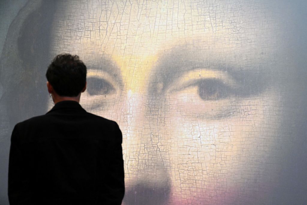 Looking in Mona Lisa's eyes 