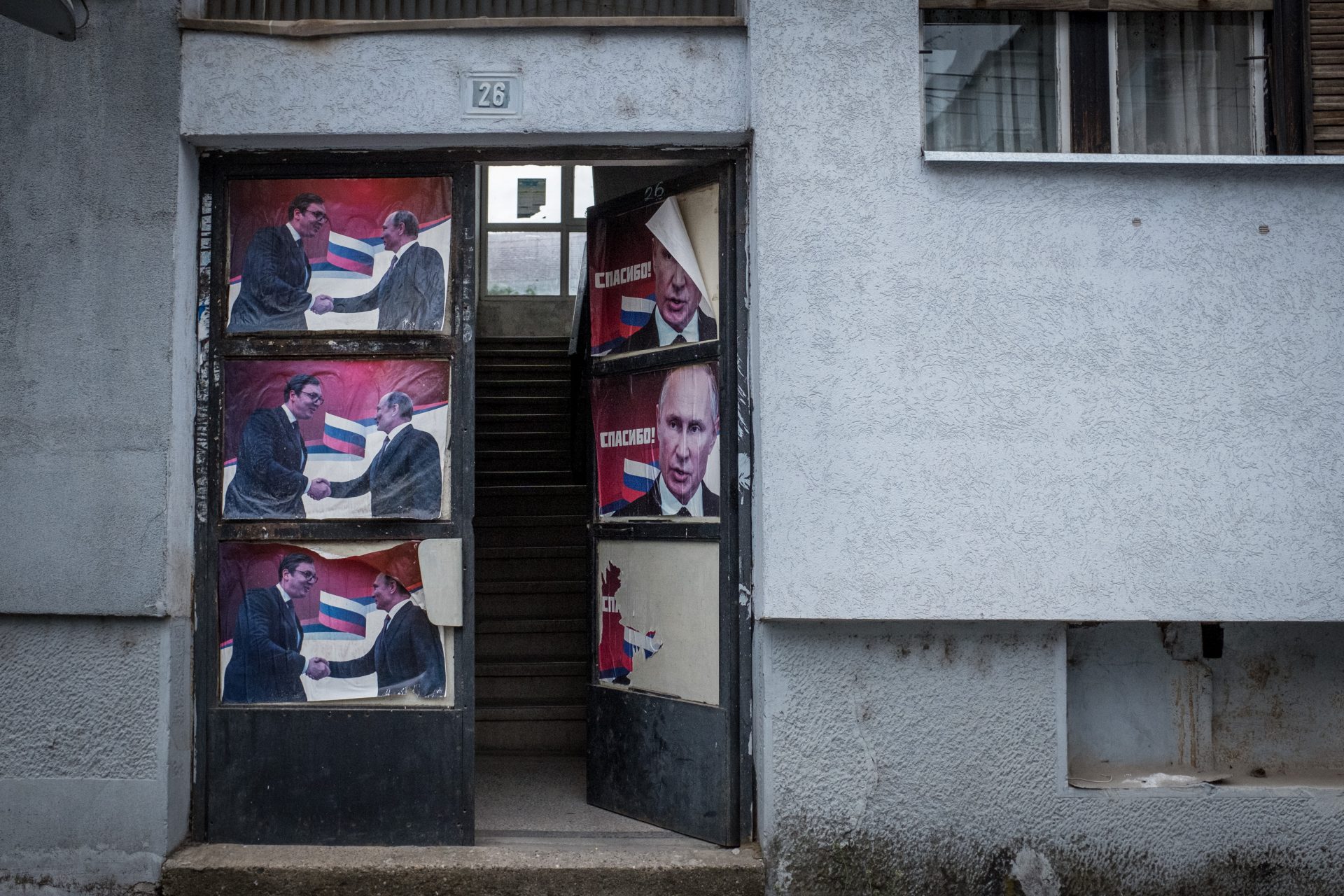 De Russische president bezit twee kleine appartementen