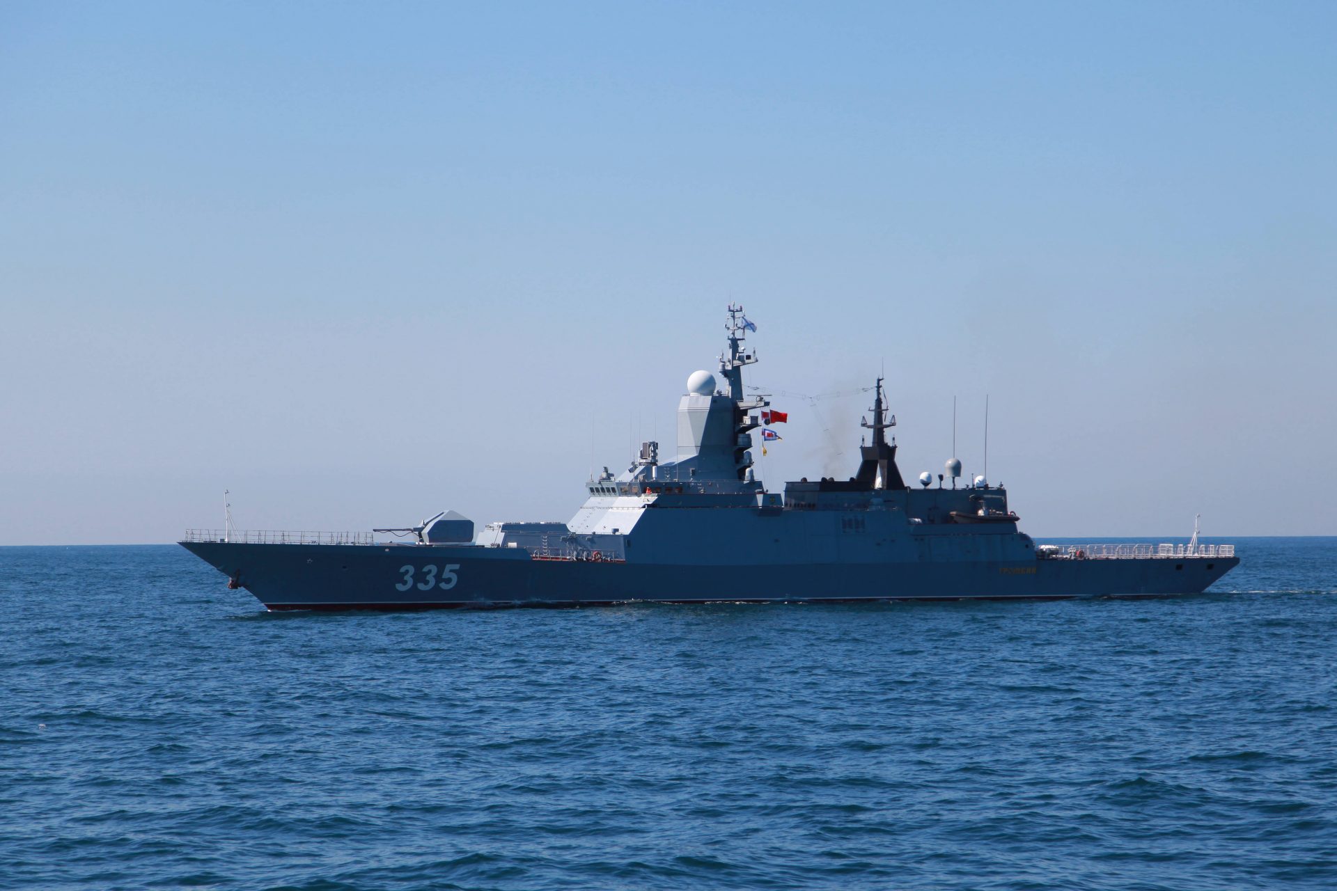 Frota russa muda movimentos marítimos