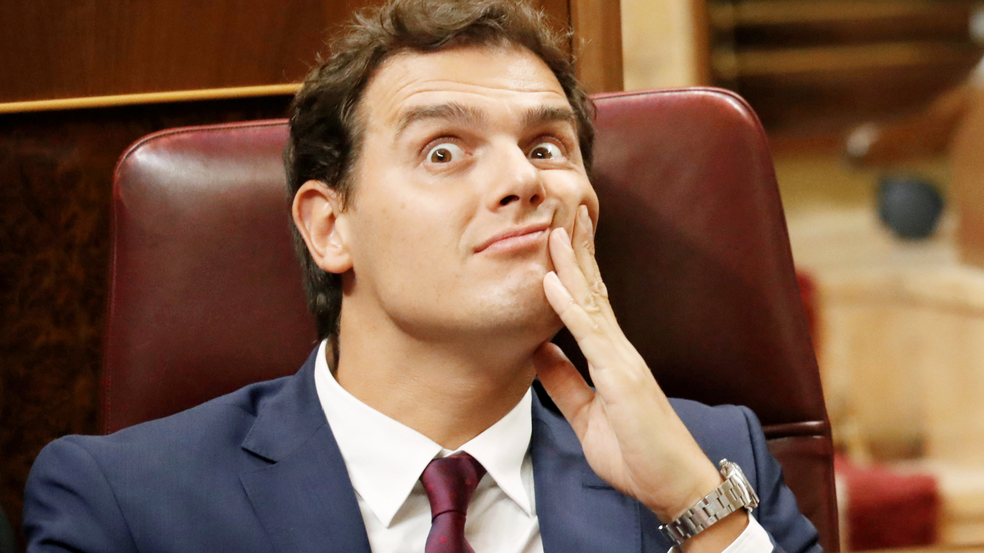 Los mejores memes de la foto más viral de Albert Rivera