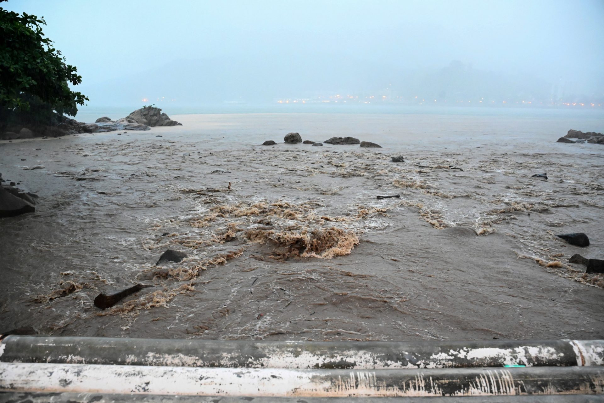 Un 25% de las lluvias anuales en Hong Kong