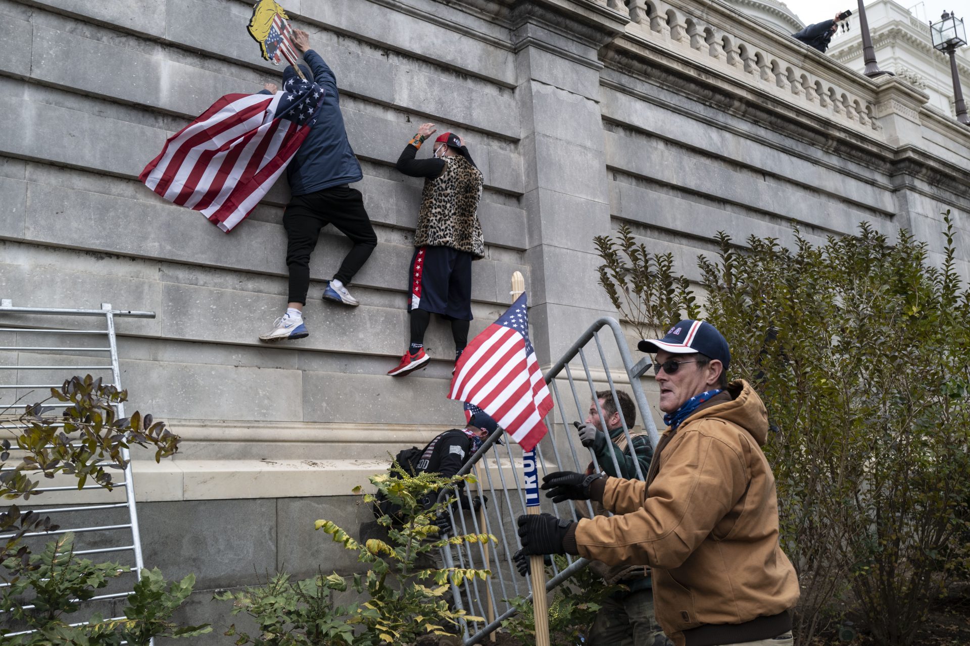 Tarrio was in communication with the Proud Boys on January 6