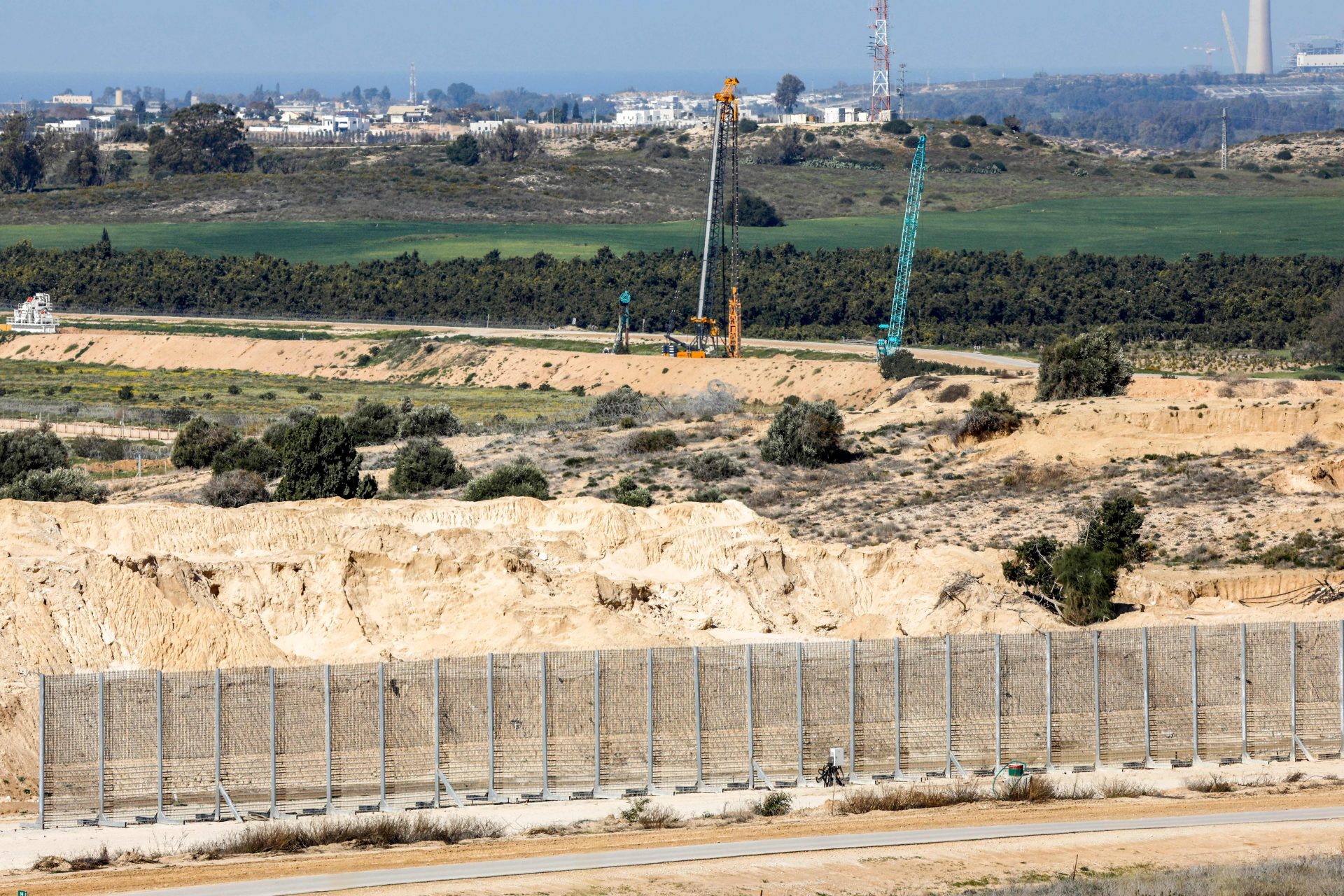Israel installed an underground barrier in 2021