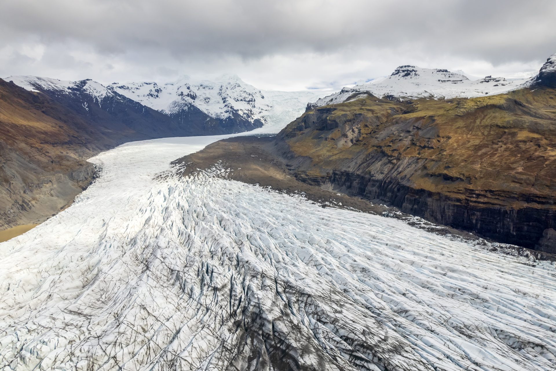 氷河と居住不可能な地帯：陸地の24%