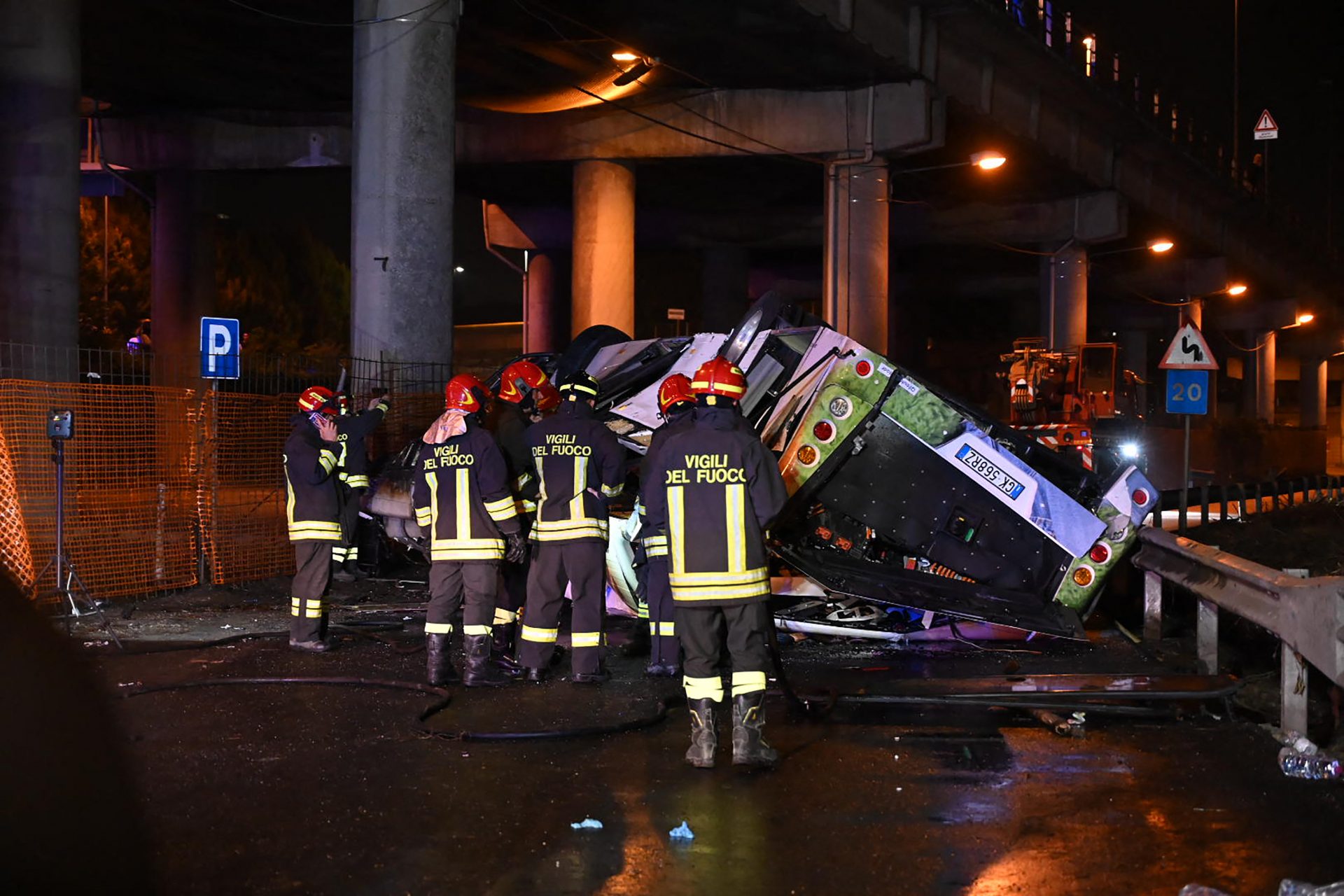 Drame du bus tombé d'un pont à Mestre (Venise) : 22 morts confirmés, dont deux enfants