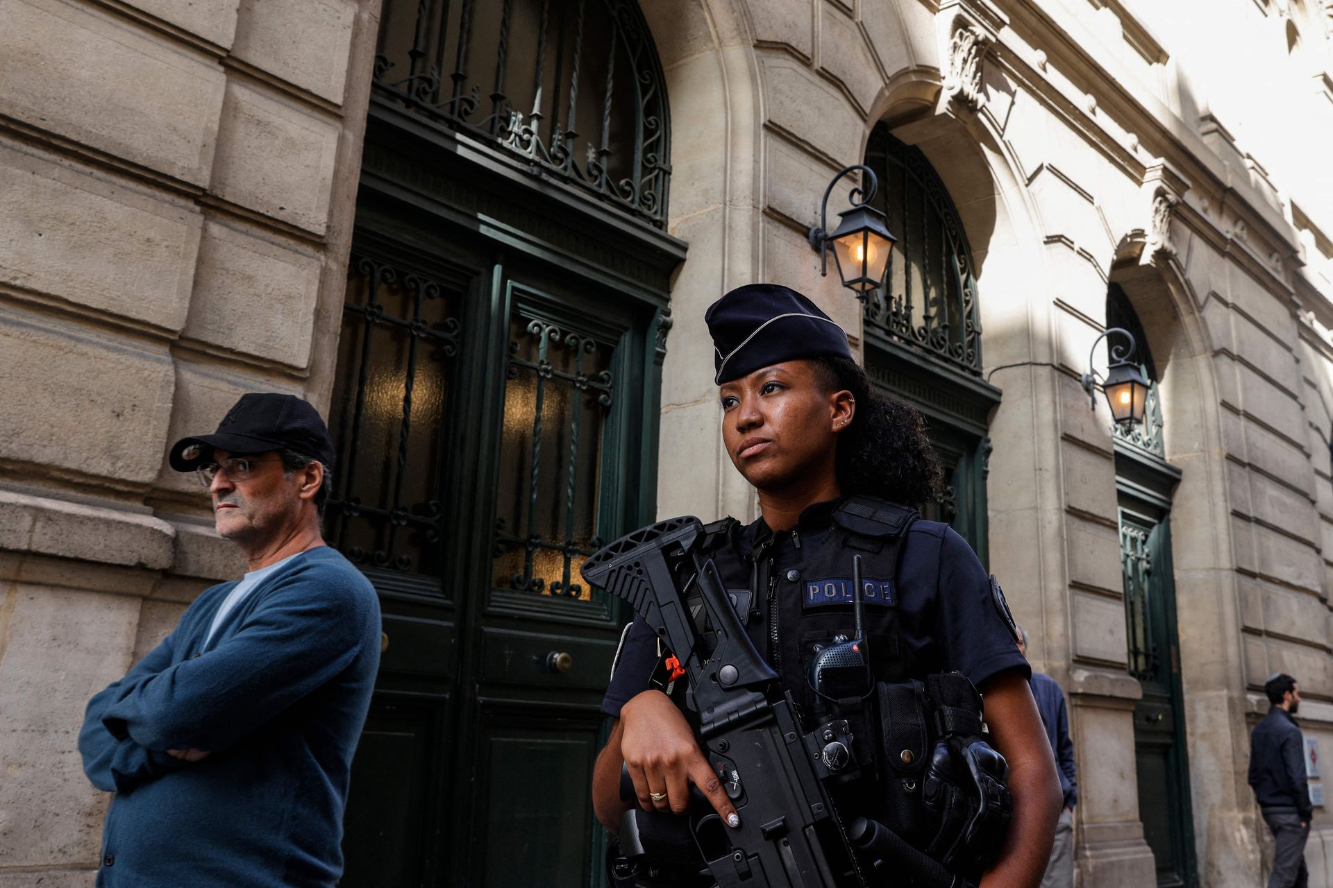 Une présence policière visible et systématique