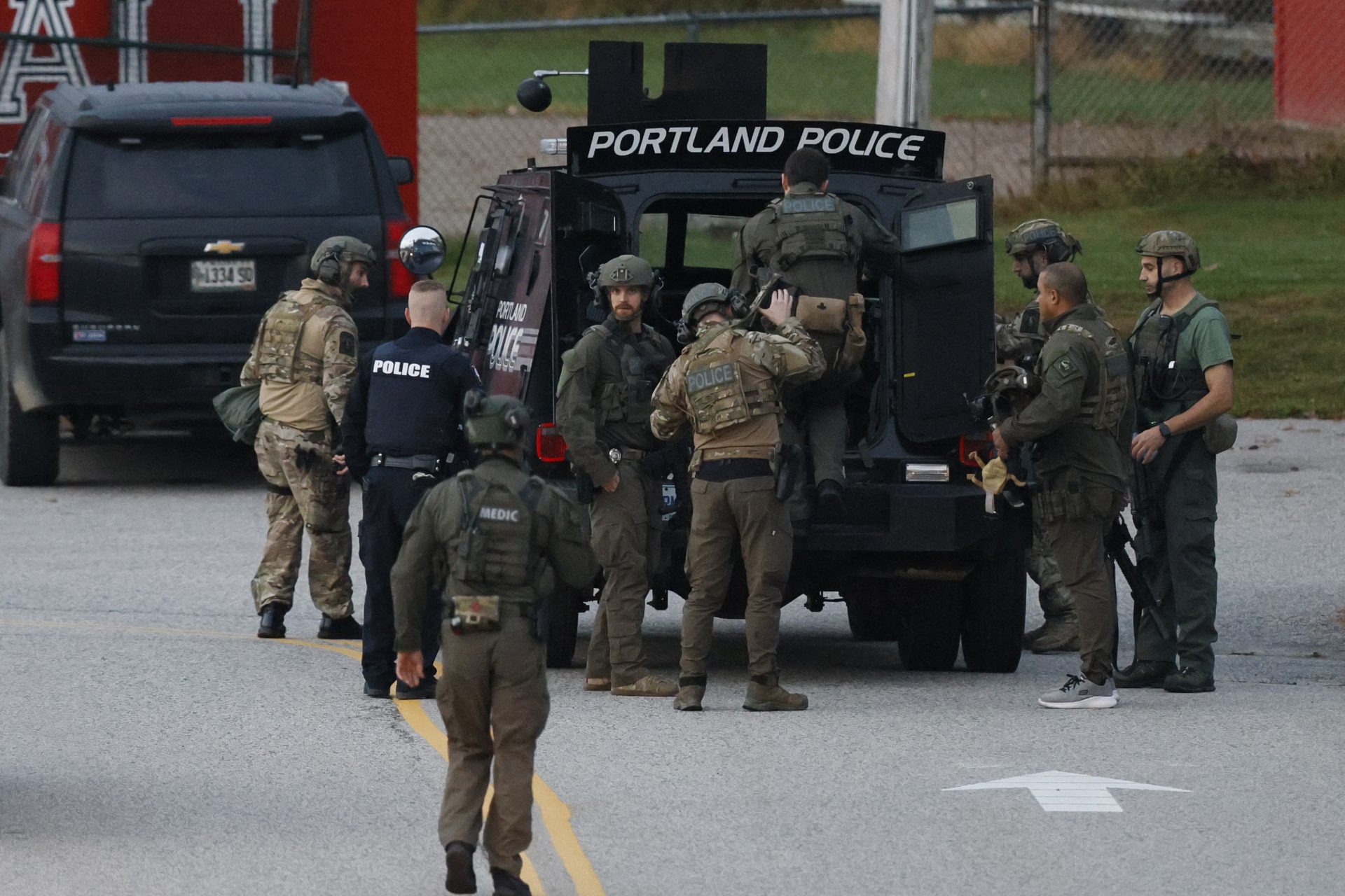 Mass shooting in Maine: at least 16 killed and intensive manhunt underway