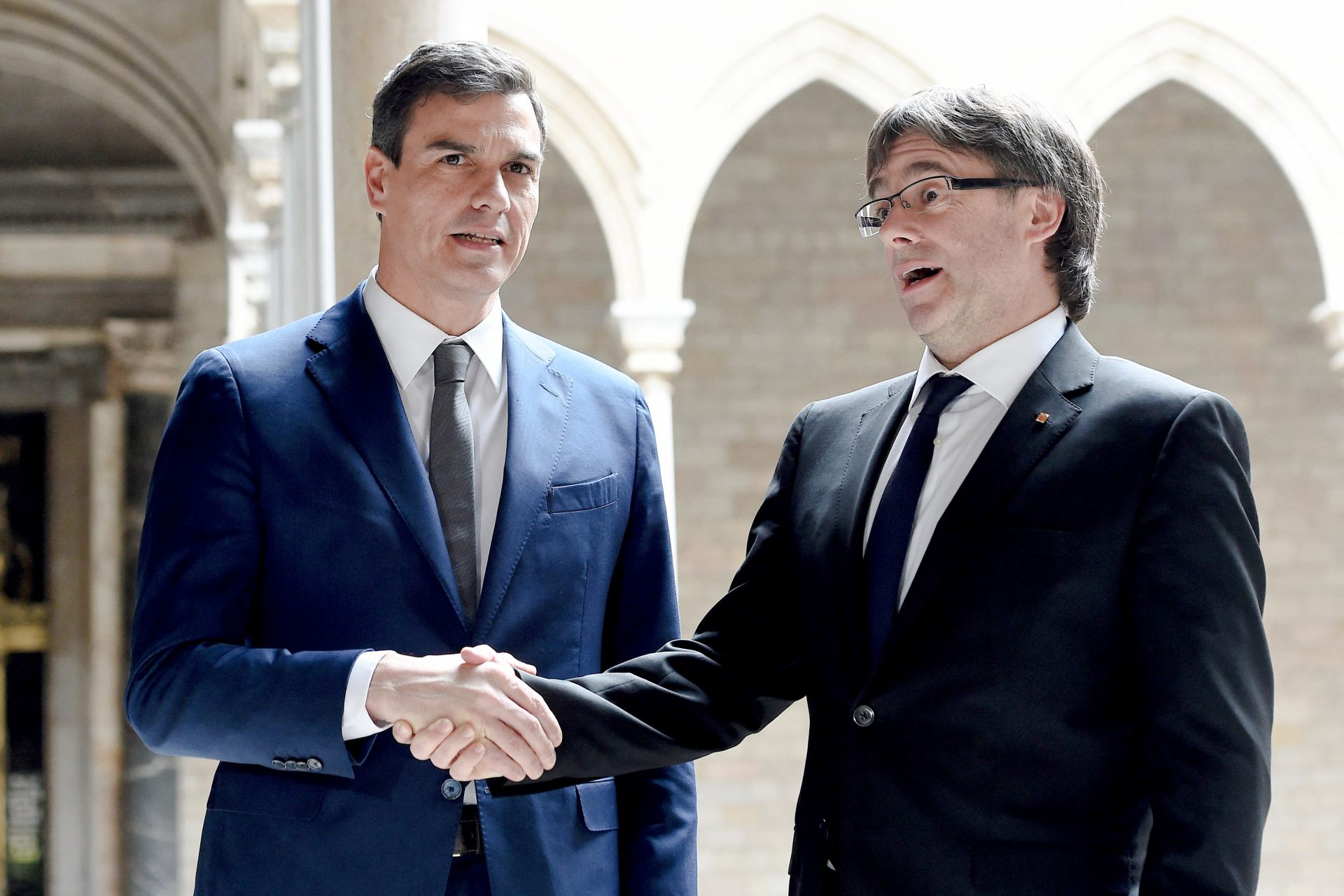 Inesperada piedra en el camino para Sánchez: ¿podría Puigdemont bloquear su investidura?