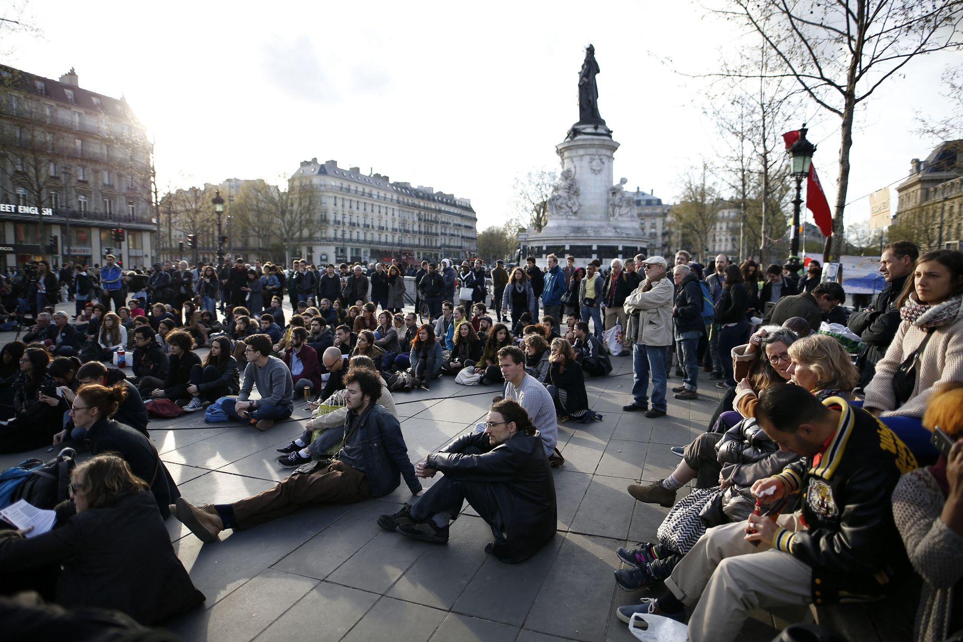 À l’initiative de Nuit debout