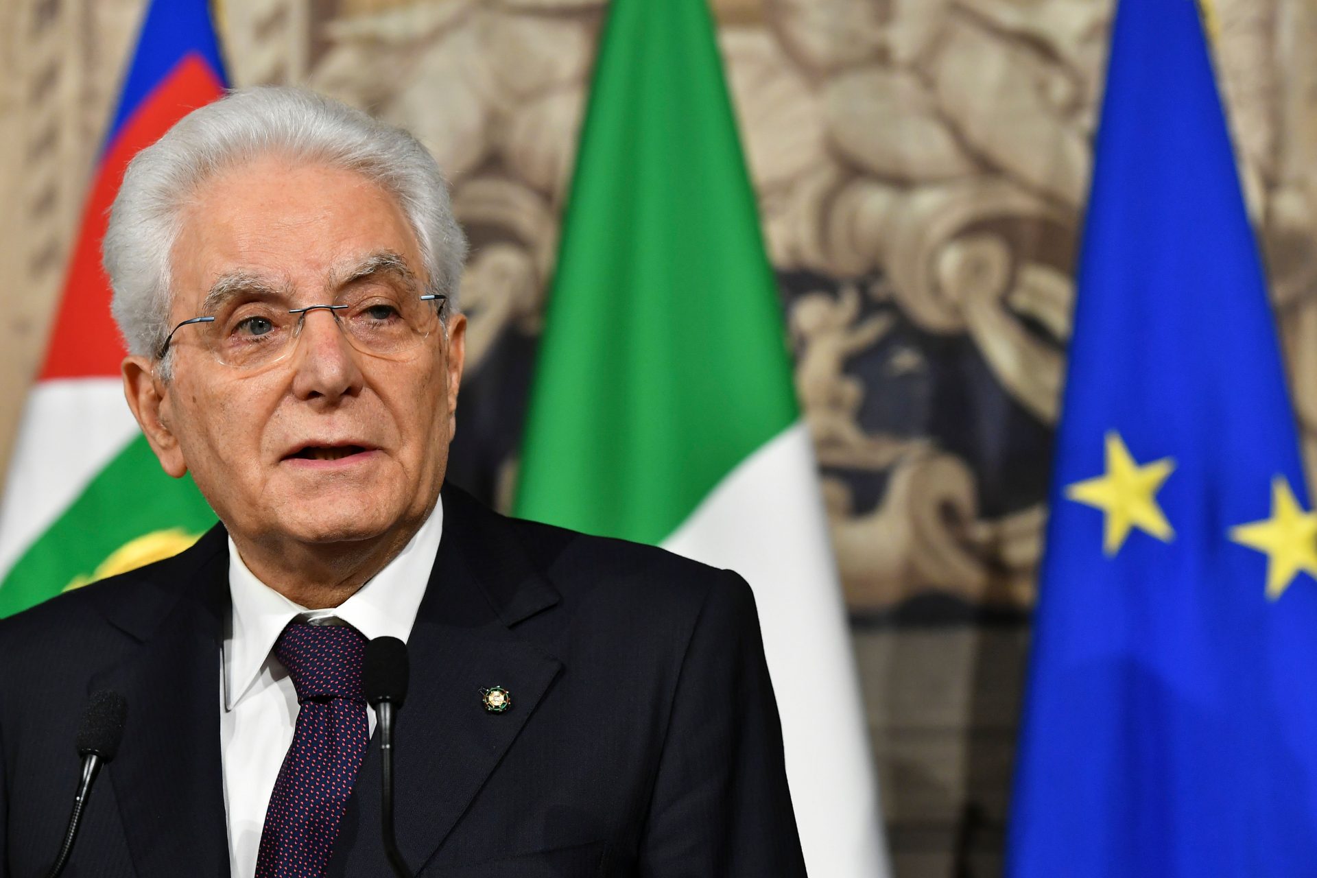 Mattarella llama al alcalde de Venecia