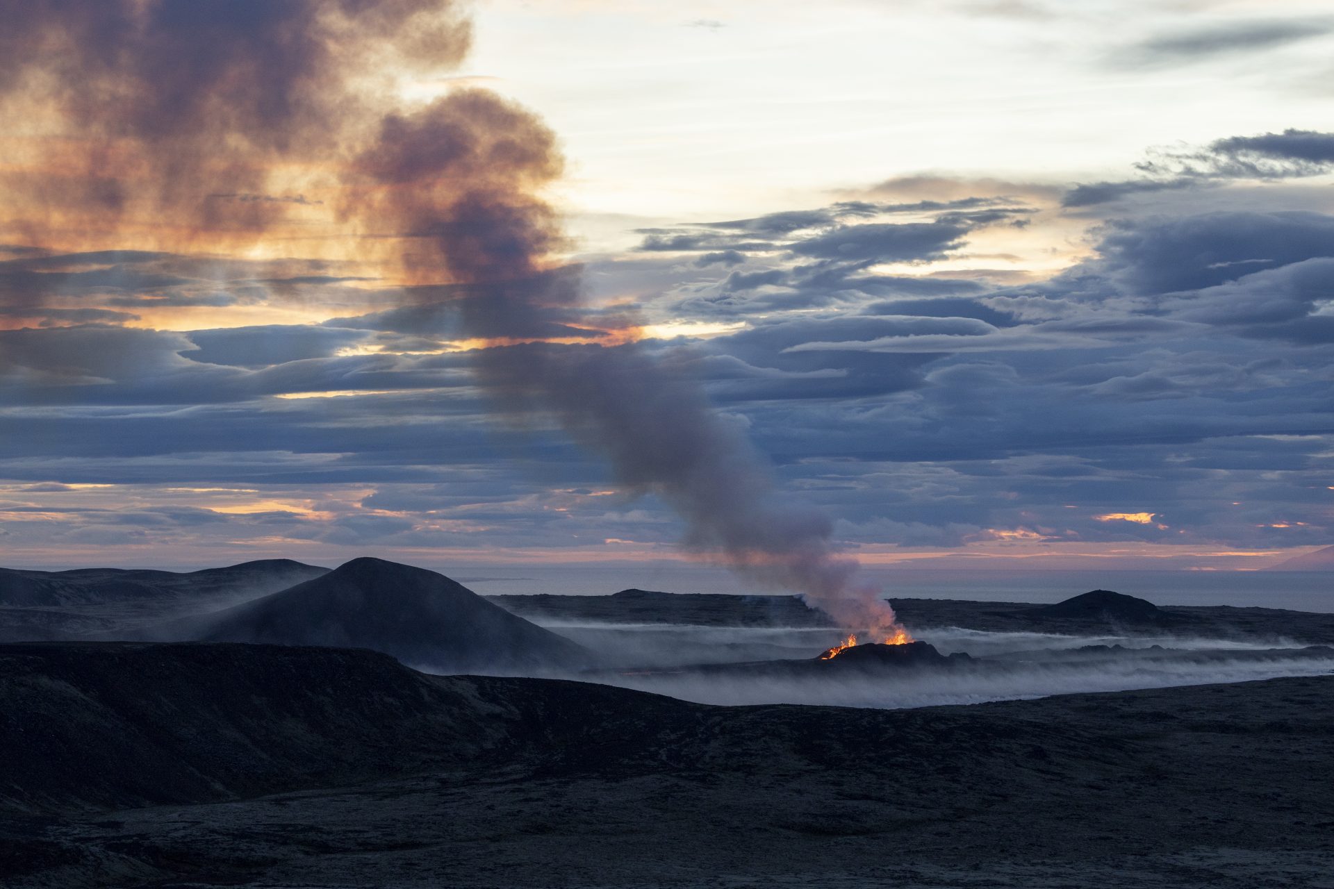 Island ruft aus Angst vor einem Vulkanausbruch den landesweiten Notstand aus
