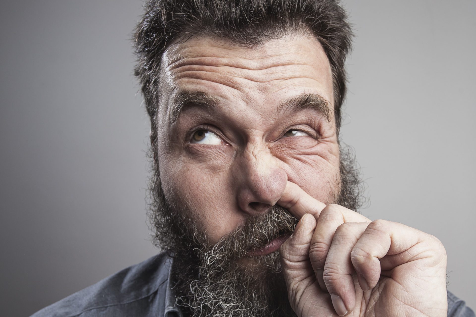 Does picking your nose cause Alzheimer's?