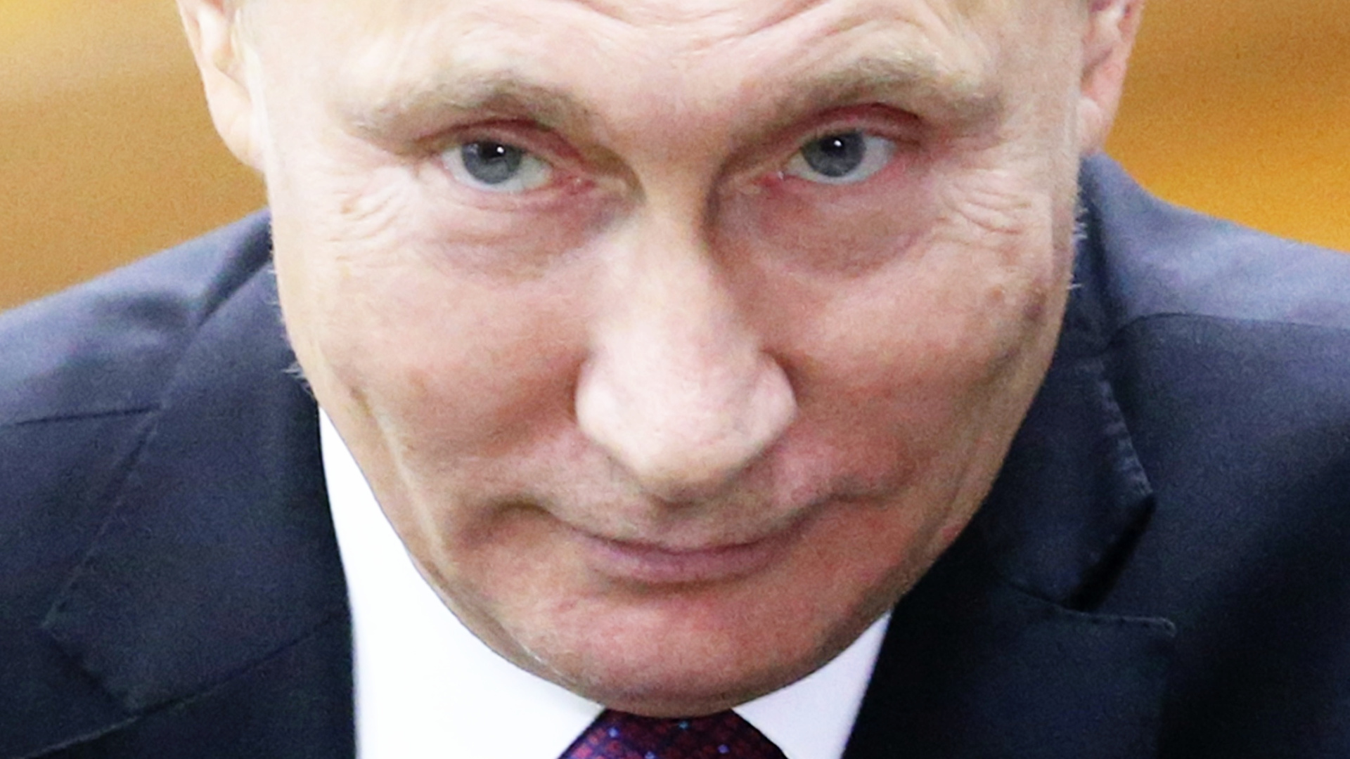Poutine a approuvé une loi stricte en 2013