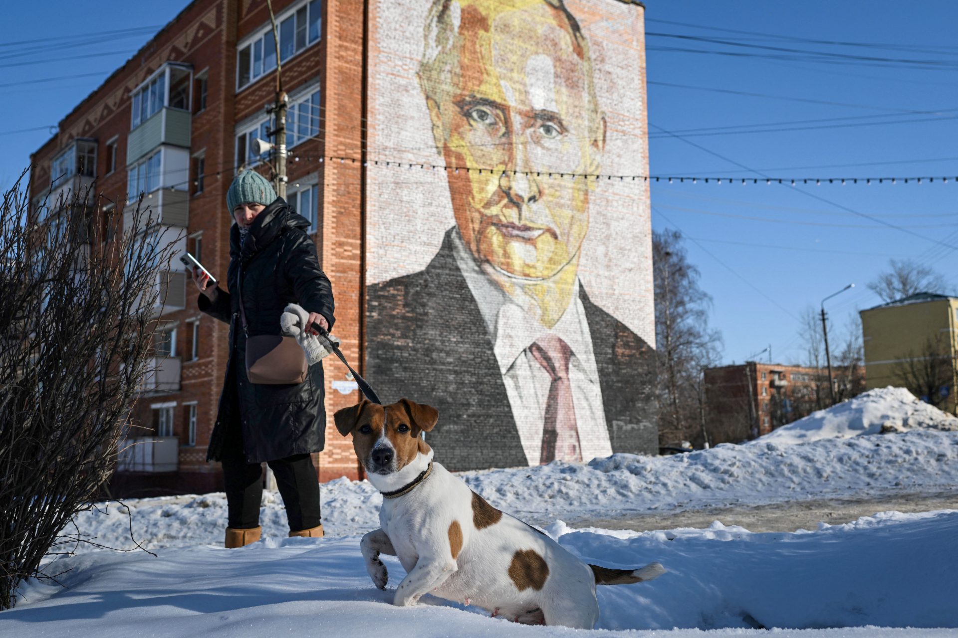 Putin confirms he will run for a fifth term as an independent
