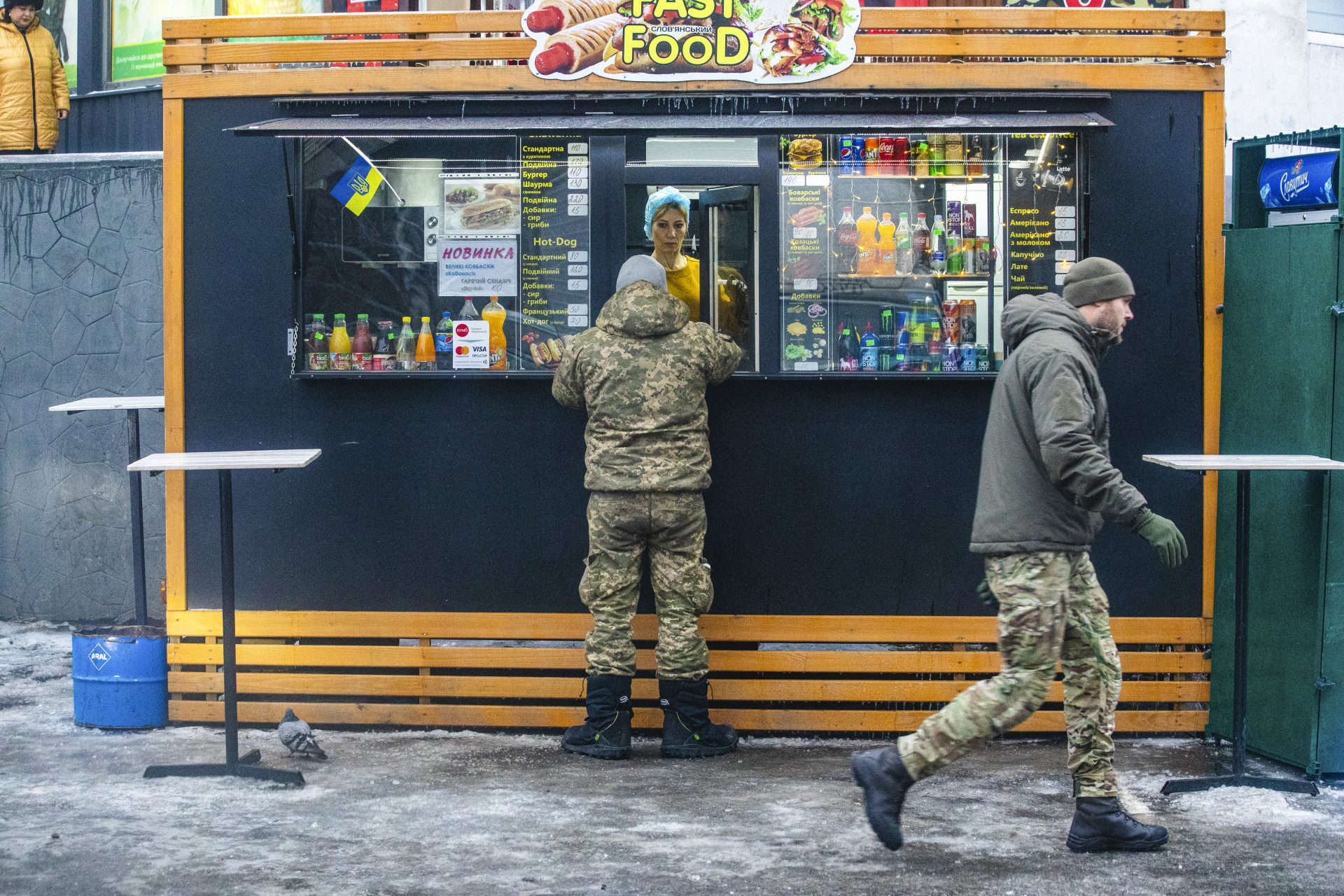 Les citoyens des territoires ukrainiens annexés par la Russie appelés à voter