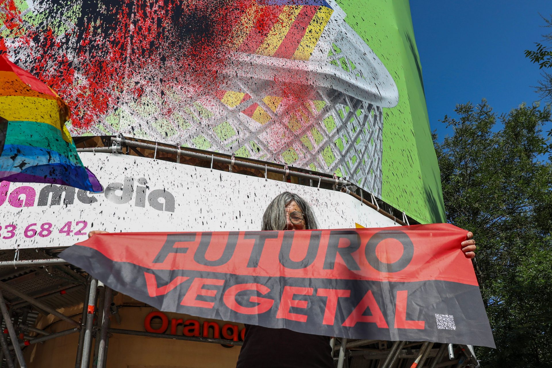 Operación de la policía española contra grupo ecologista acusado de 