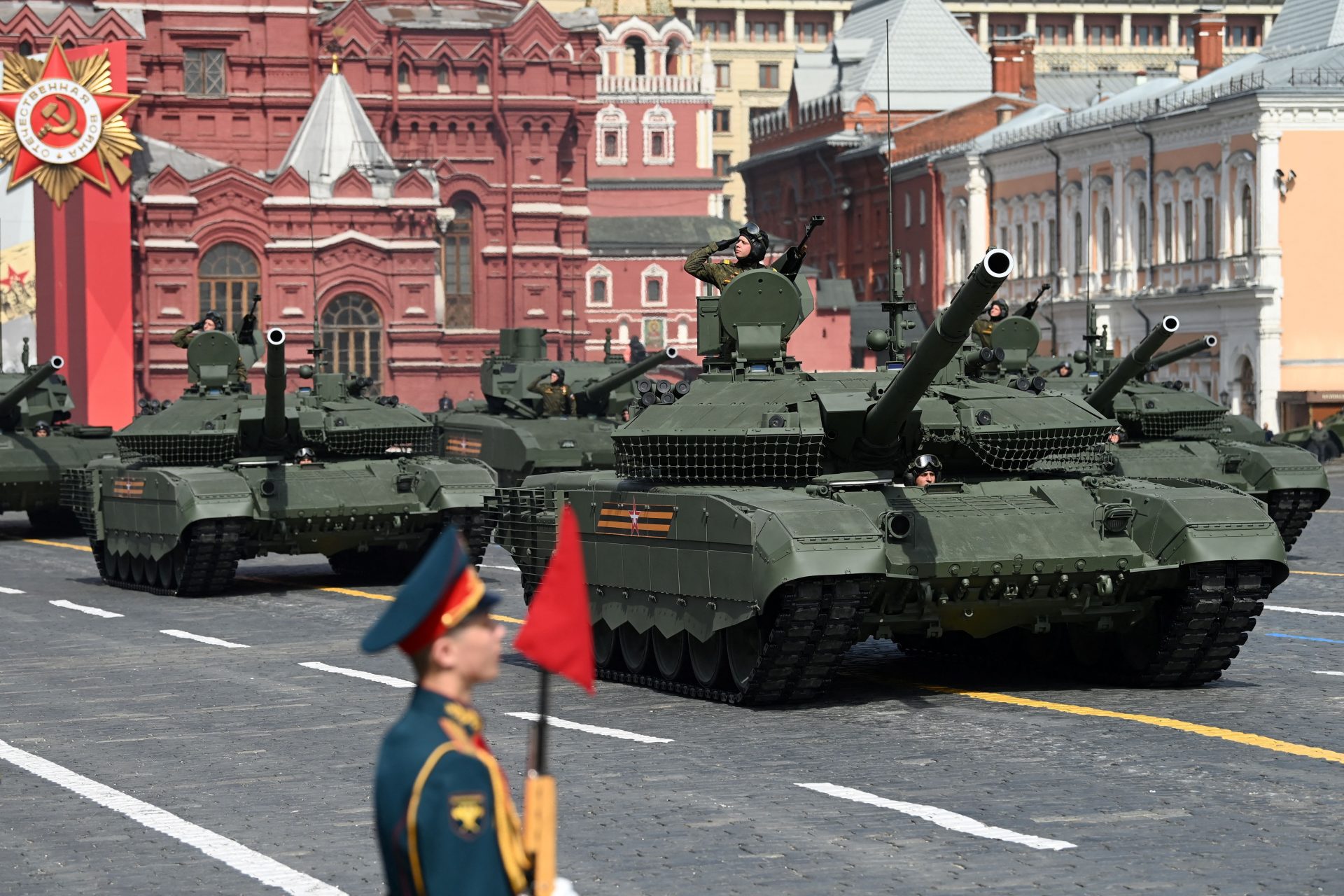 What became of the advanced tanks Russia sent to Ukraine?