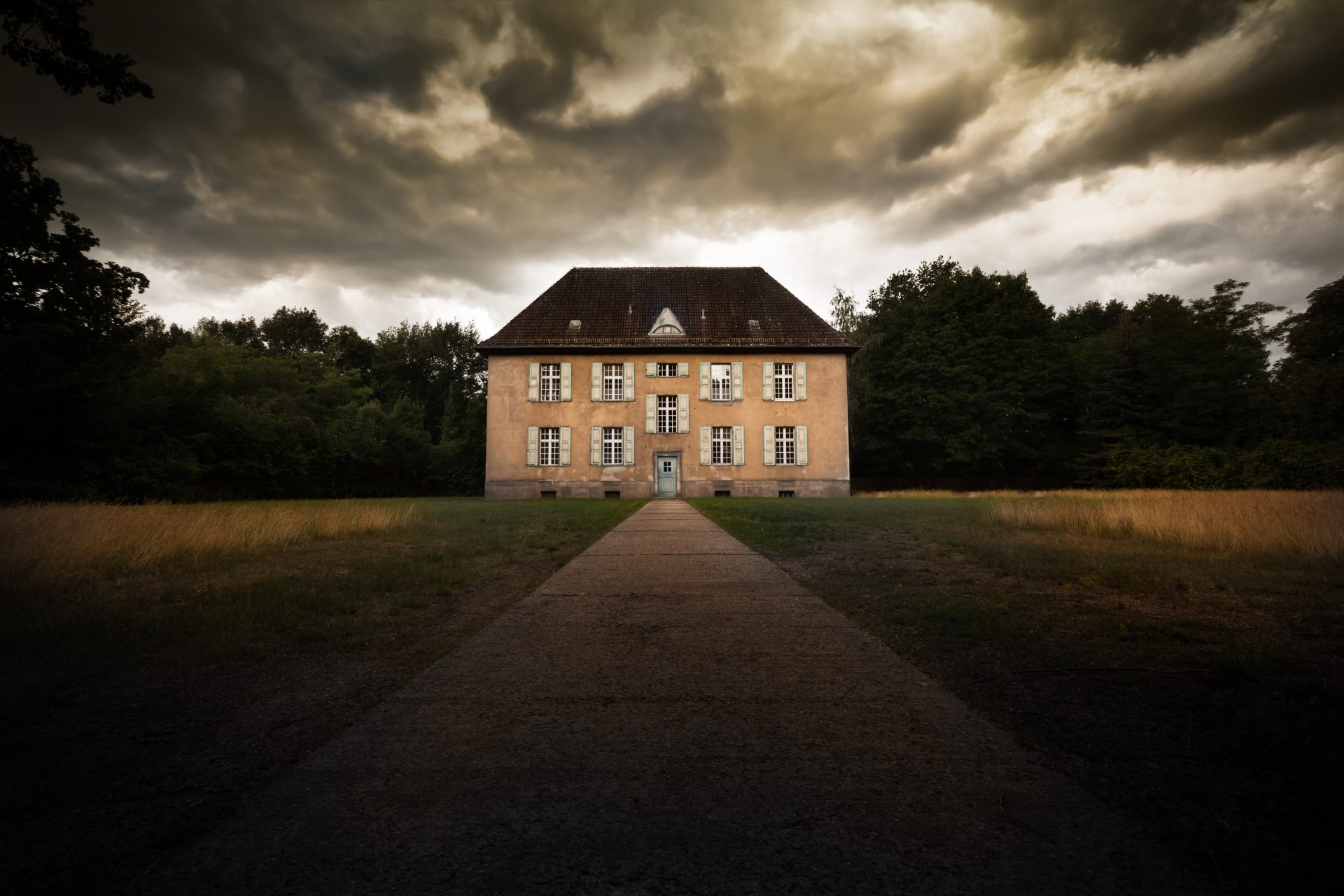 Unreal estate: This is how a haunted house can affect property values