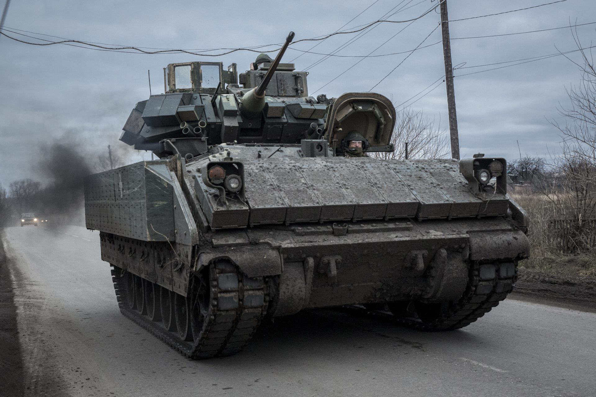 Les M2 américains livrés aux Ukrainiens déciment les troupes russes