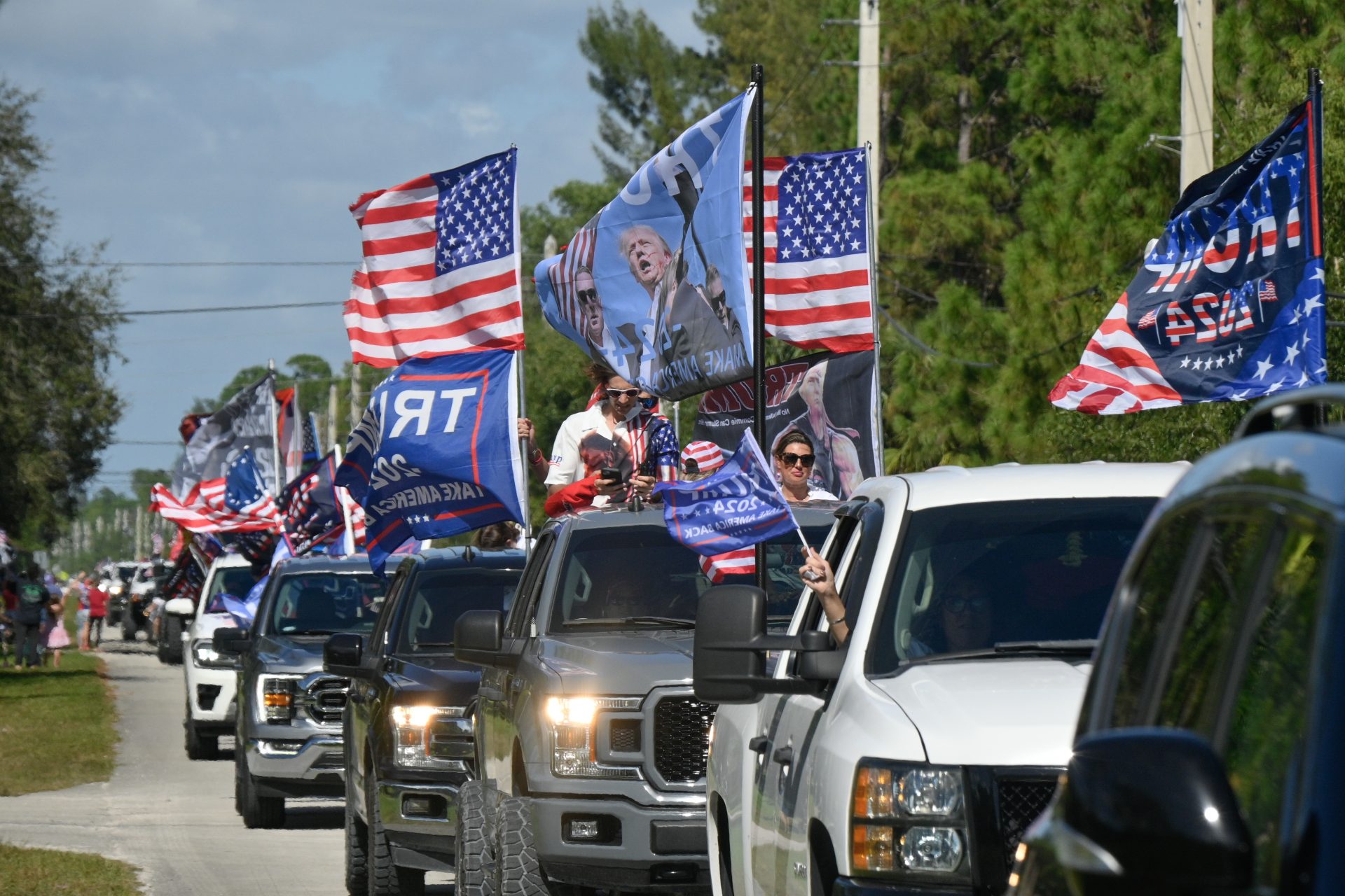 Well armed citizens and a vast political divide: America has all the ingredients for a civil war