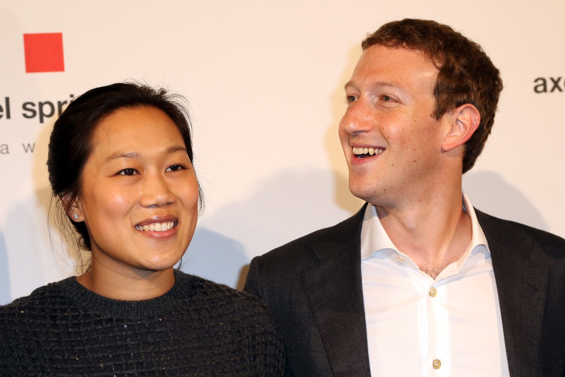 Mark Zuckerberg aime plaisanter à ce sujet (et sa femme avec)