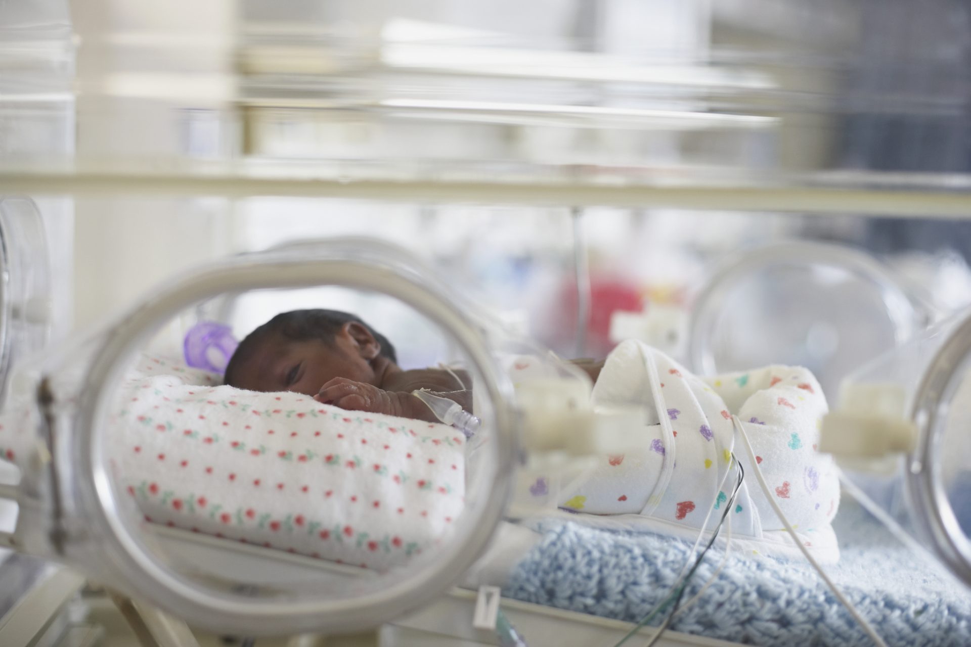 Blacks and Hispanics receive lower neonatal care 