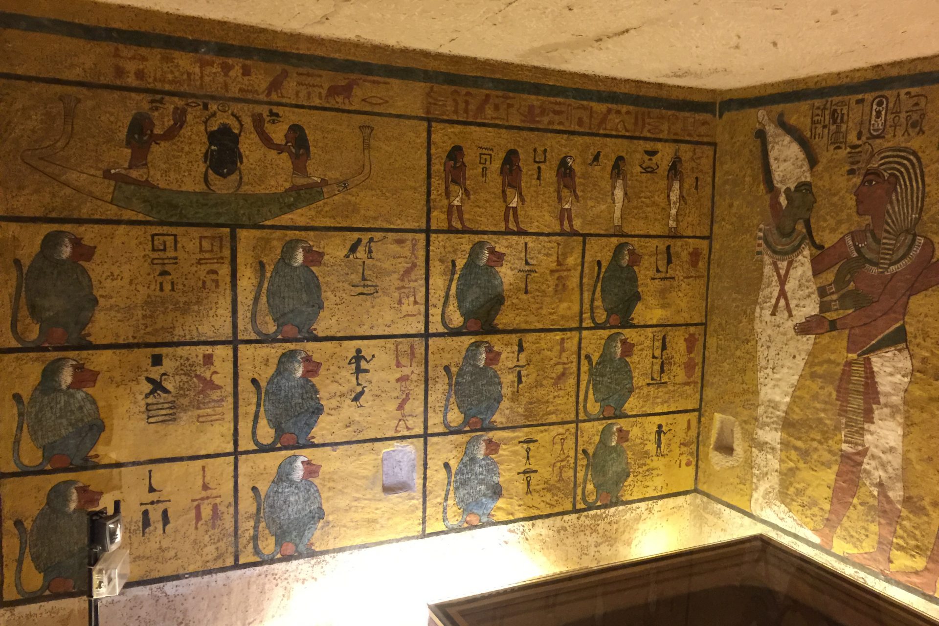 A painting of Osiris and Tutenkaman 