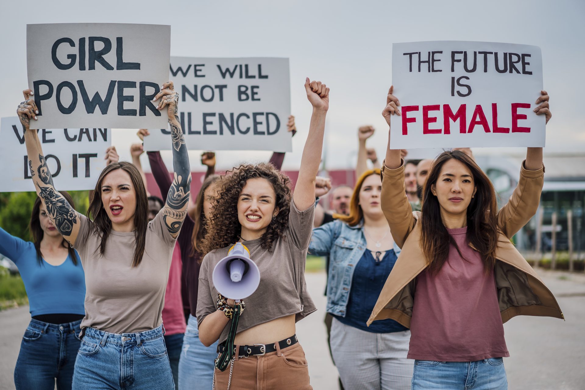 Desconfianza ante el feminismo: un reciente estudio revela este llamativo dato