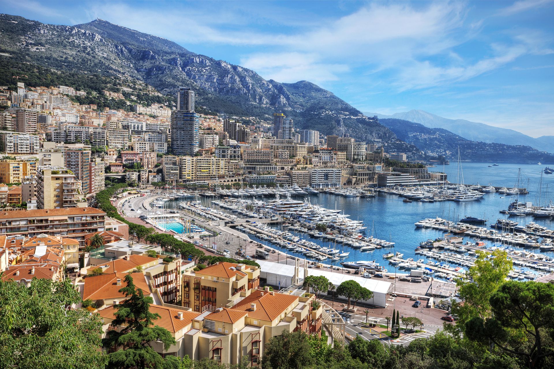 Monaco: 87.01 years