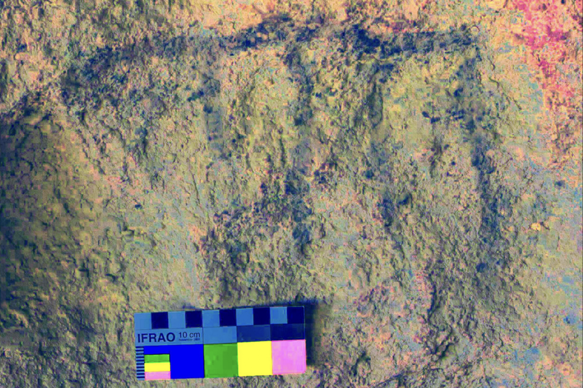 Four comb-like patterns were dated 