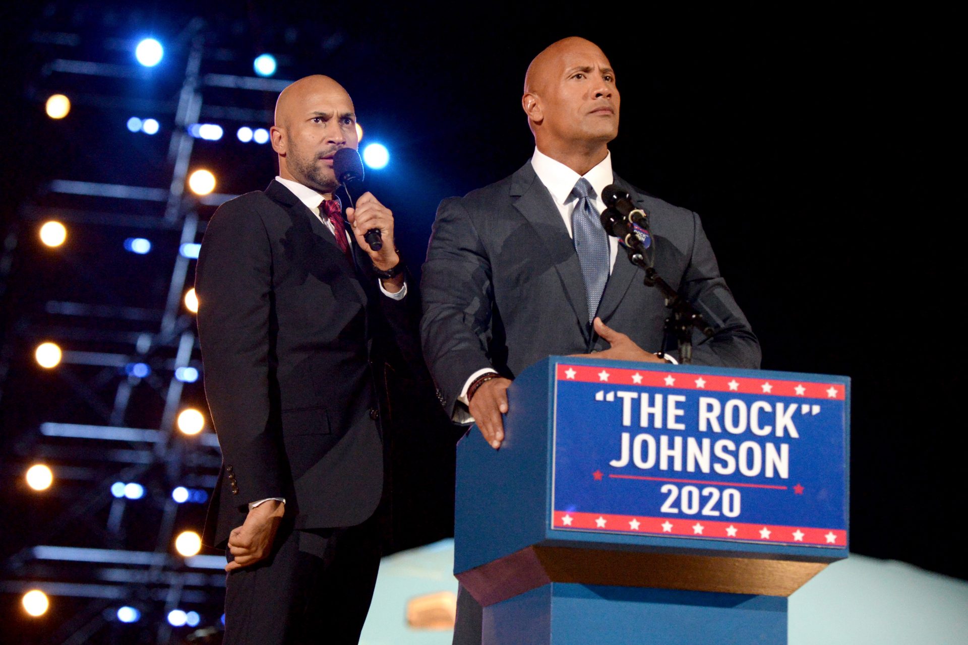 ¿No le interesa a The Rock?