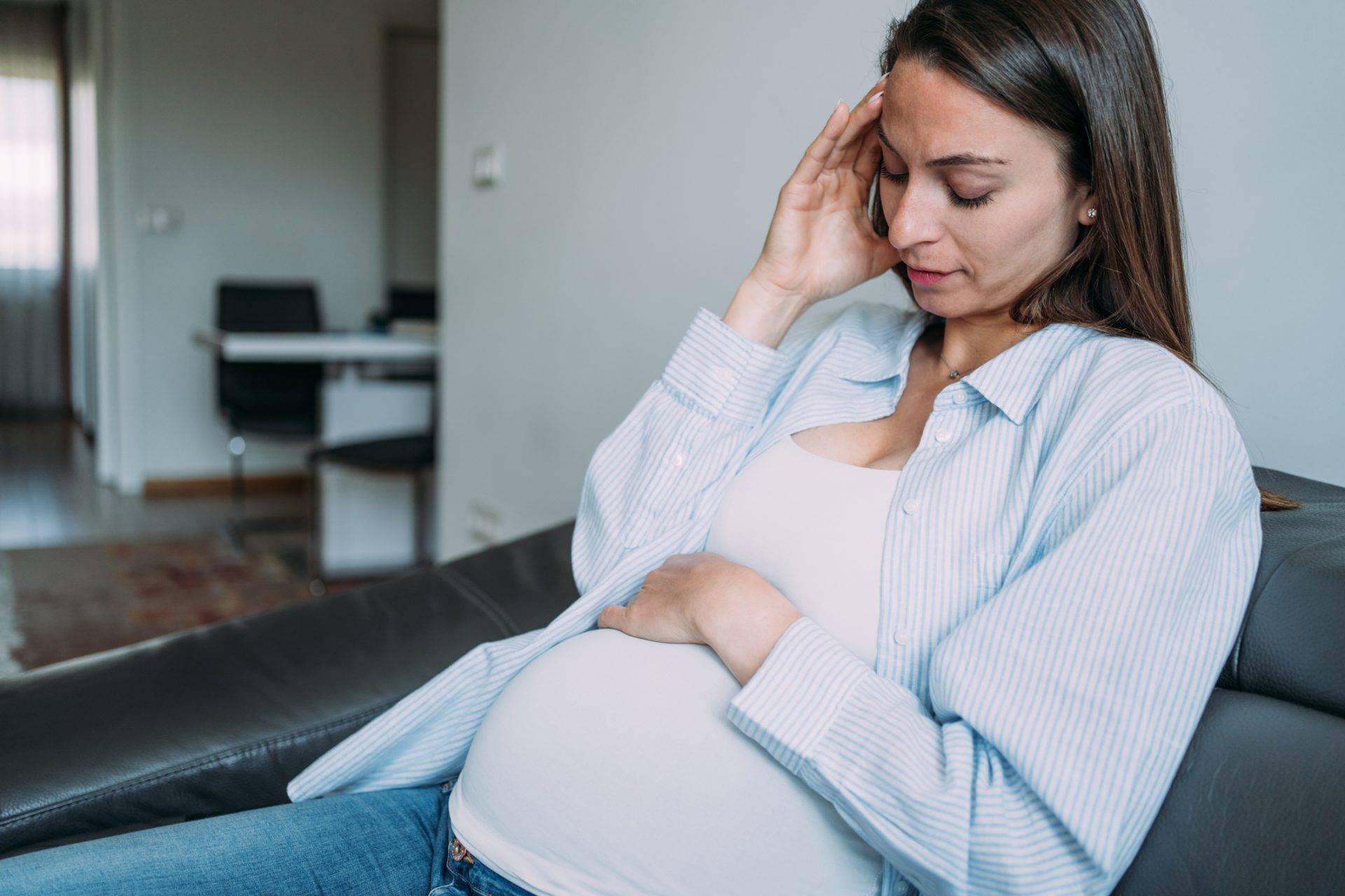 La grossesse augmente l'âge biologique des femmes, affirment des scientifiques