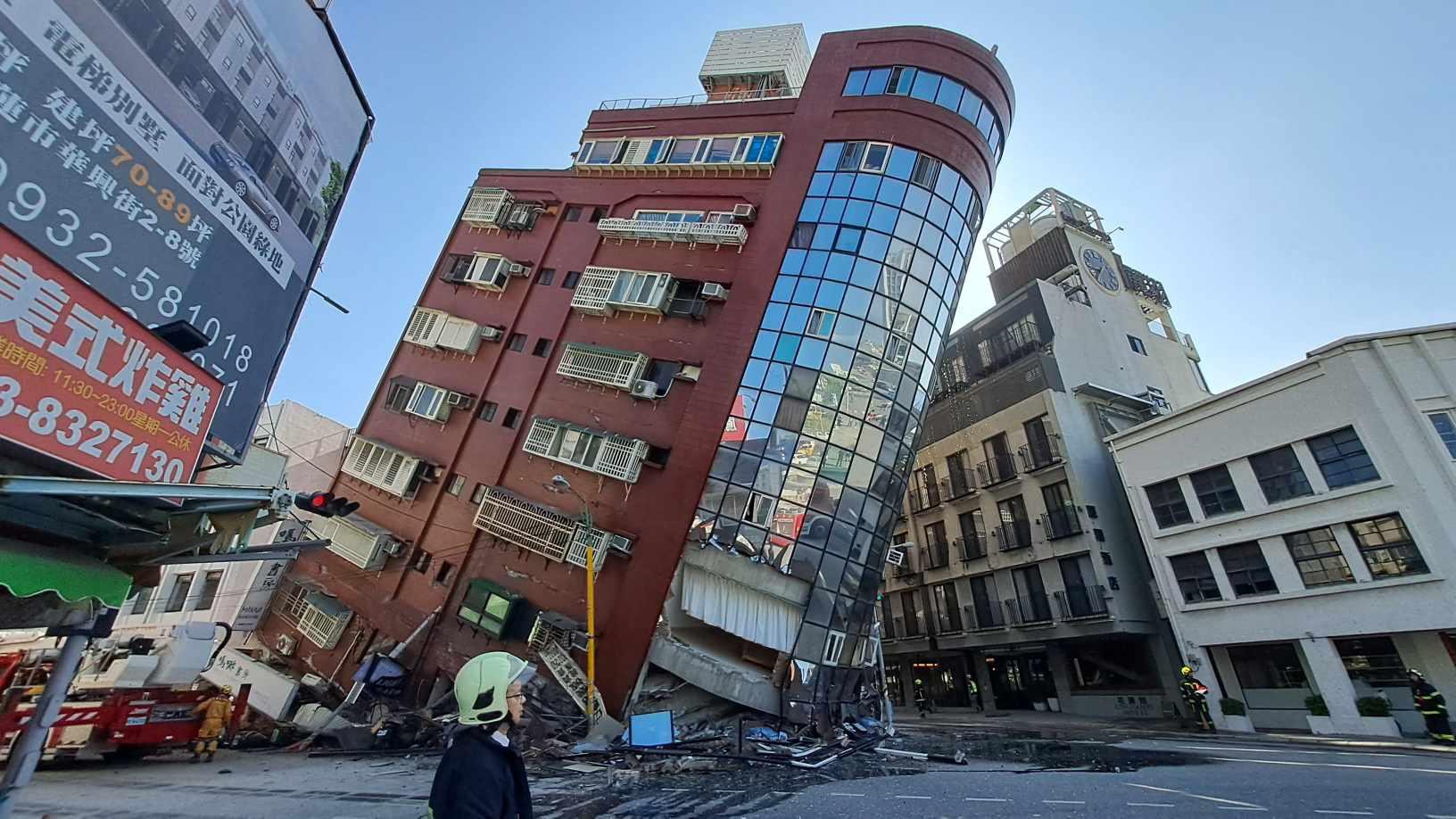 過去25年間で最大規模の地震が発生した台湾、死者数13人に