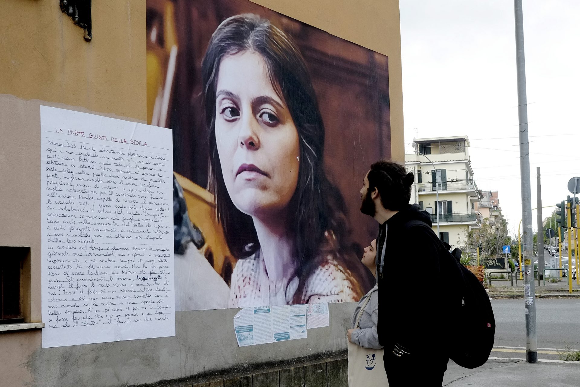 O caso da professora italiana cuja prisão escandaliza a Europa