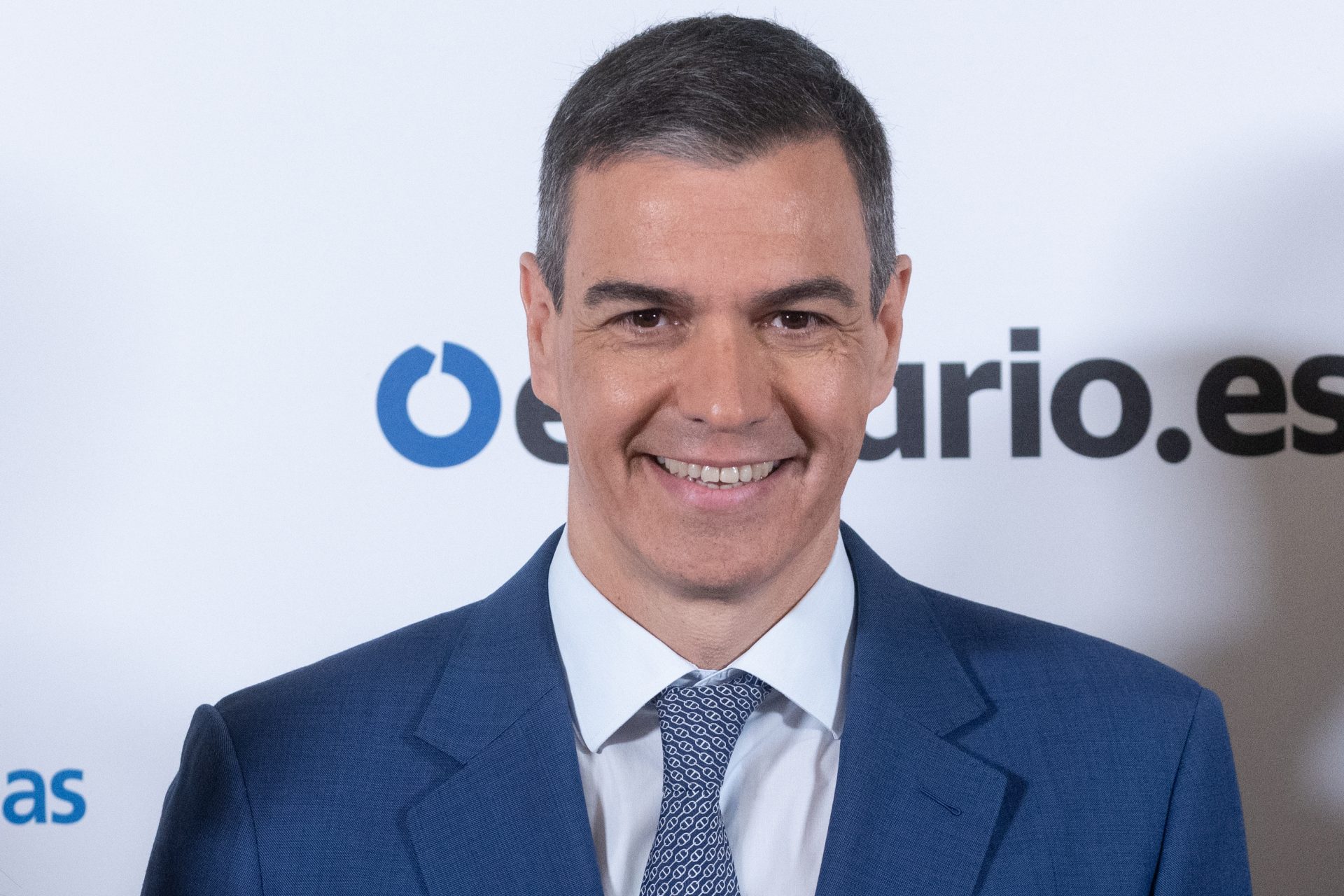 Pedro Sánchez está feliz