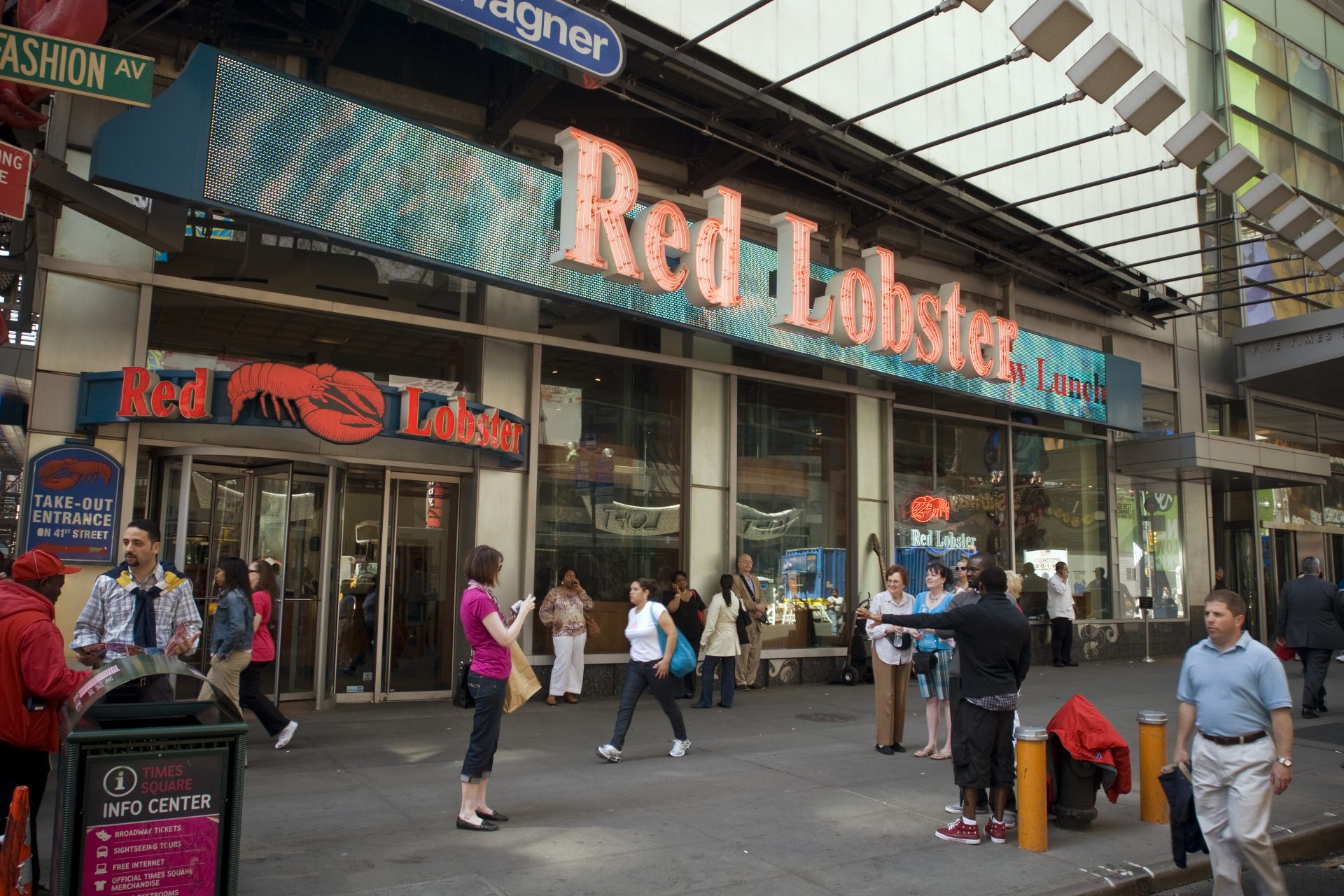 Crónica de una muerte anunciada: por qué están cerrando todos los restaurantes Red Lobster en EEUU