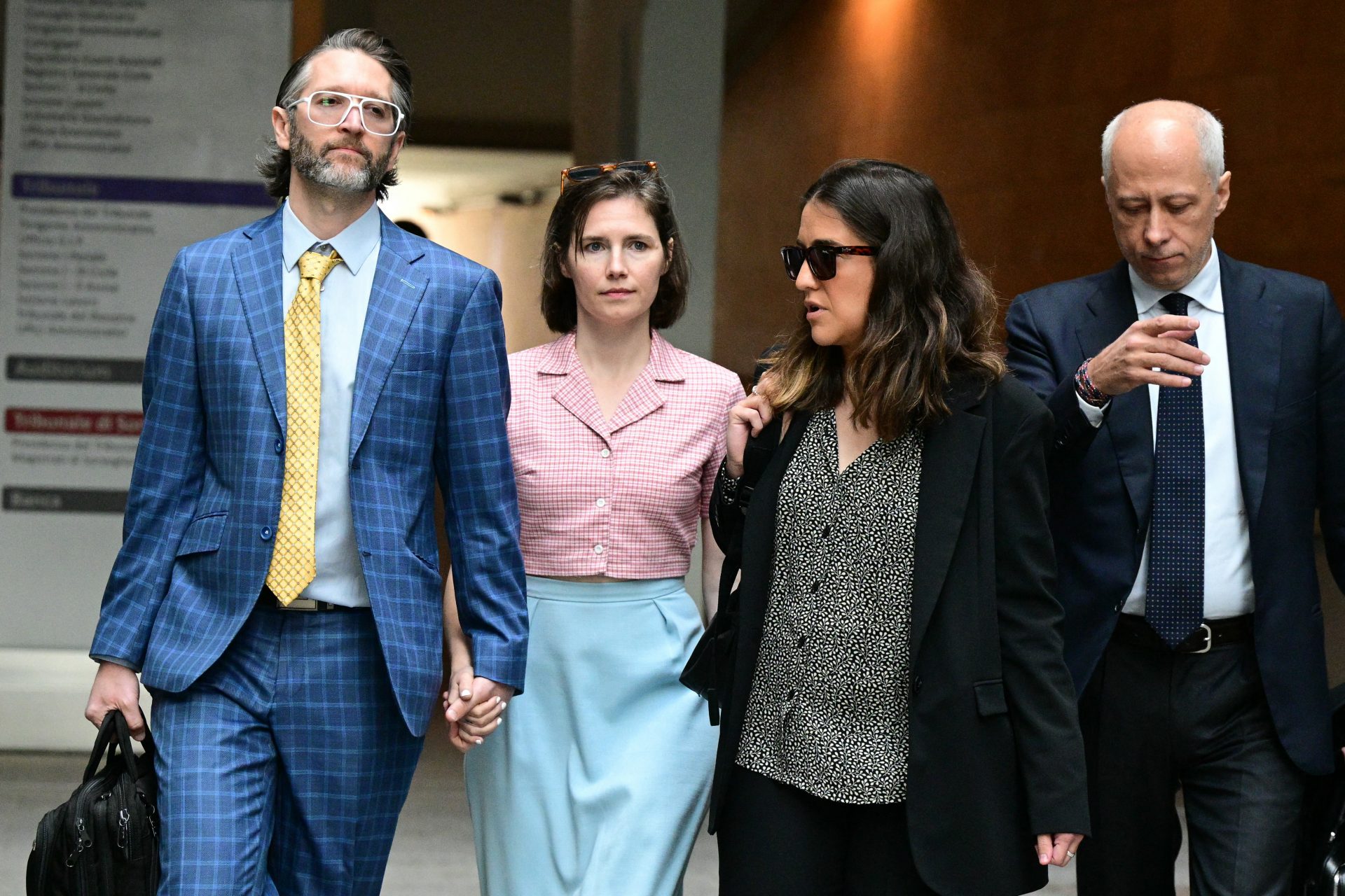 Amanda Knox condenada a 3 anos de prisão por calúnia