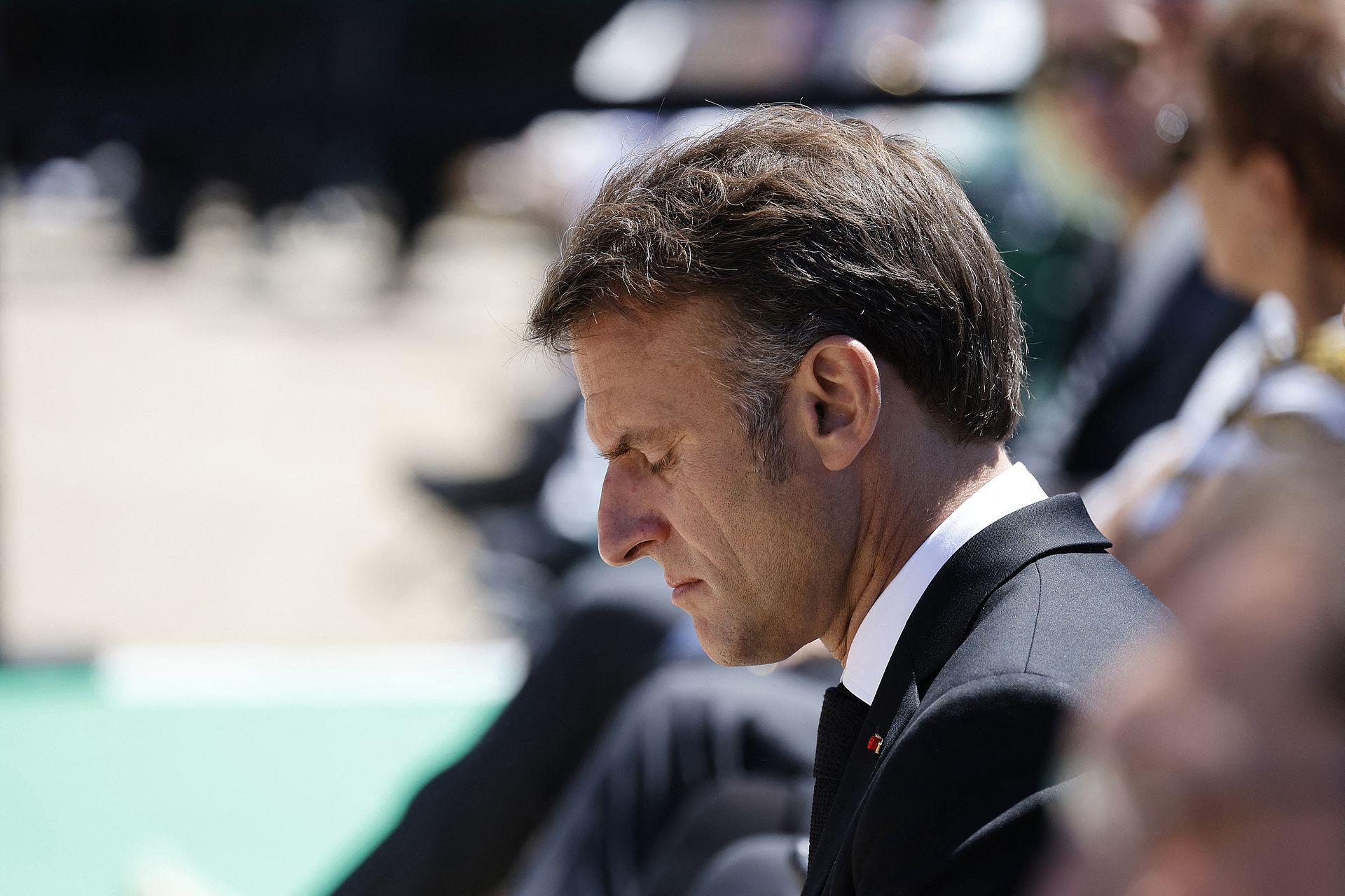 Elecciones en Francia: Macron salta al vacío, la derecha estalla y vuelve el Frente Popular
