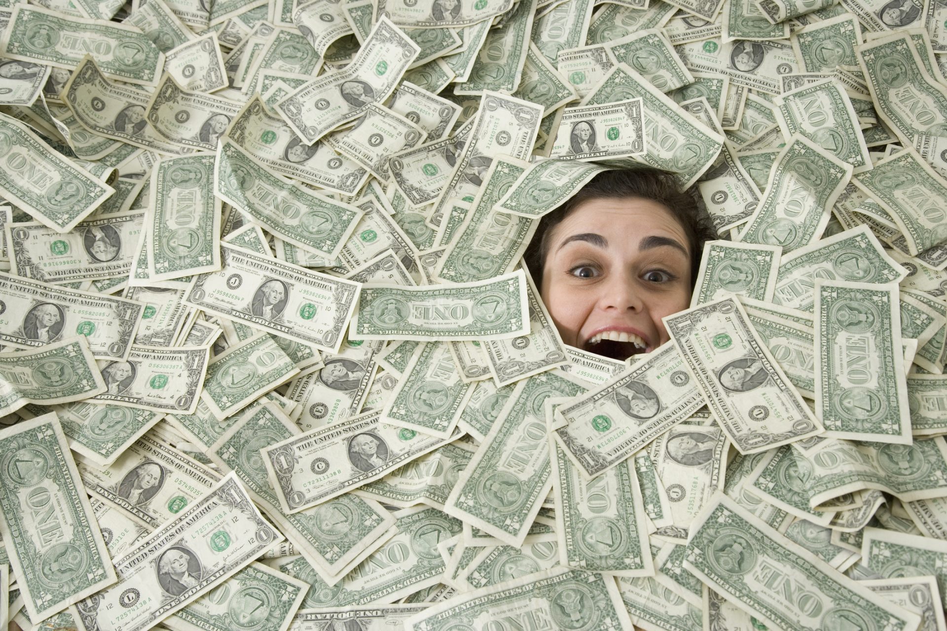 Here’s how much money you need to be happy, according to science