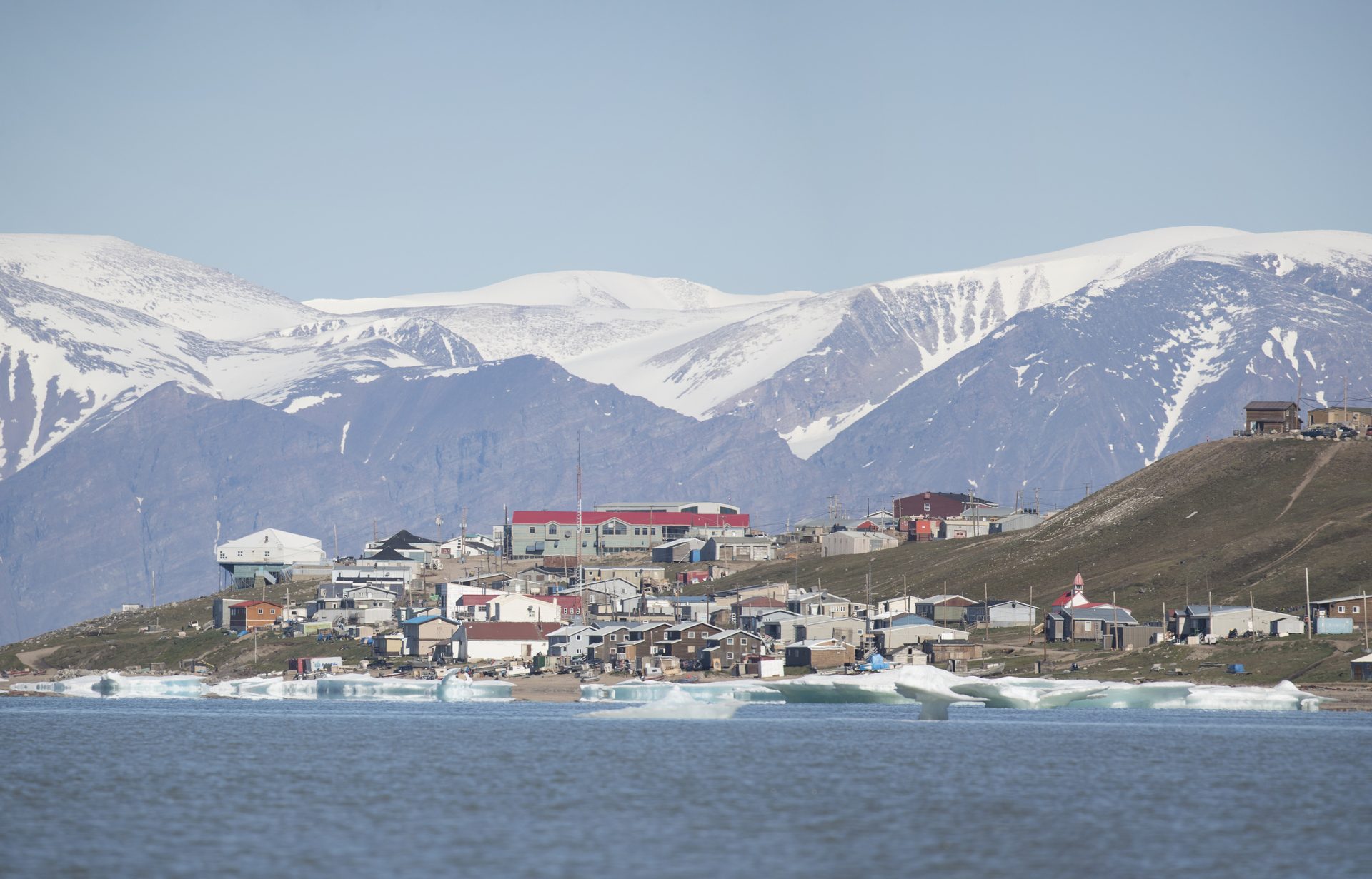 A small village of about 1,600 Inuit inhabitants 