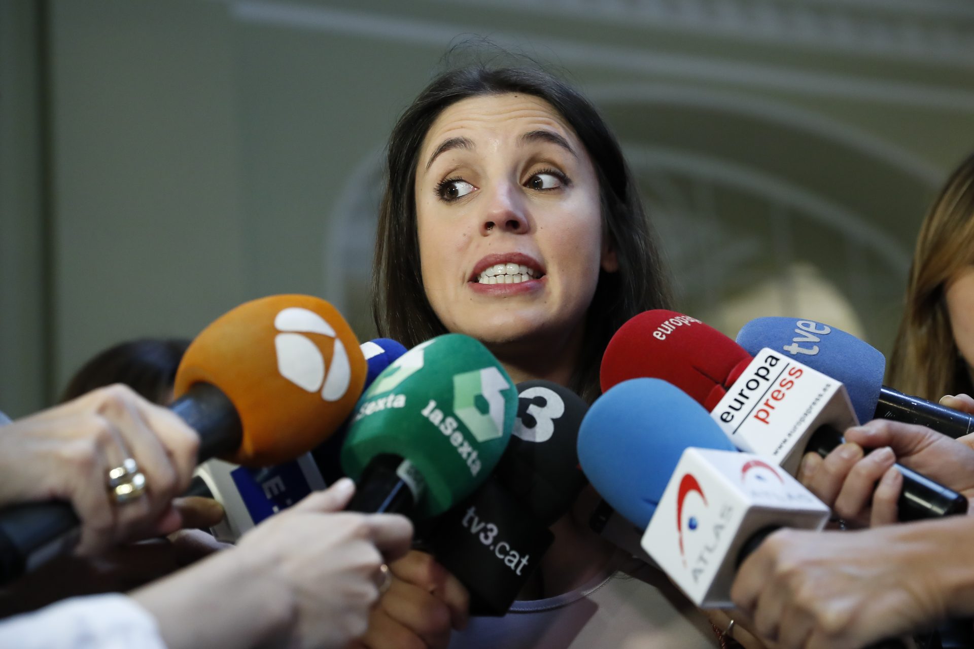 Por lo que dice de Venezuela: golpe directo a Irene Montero