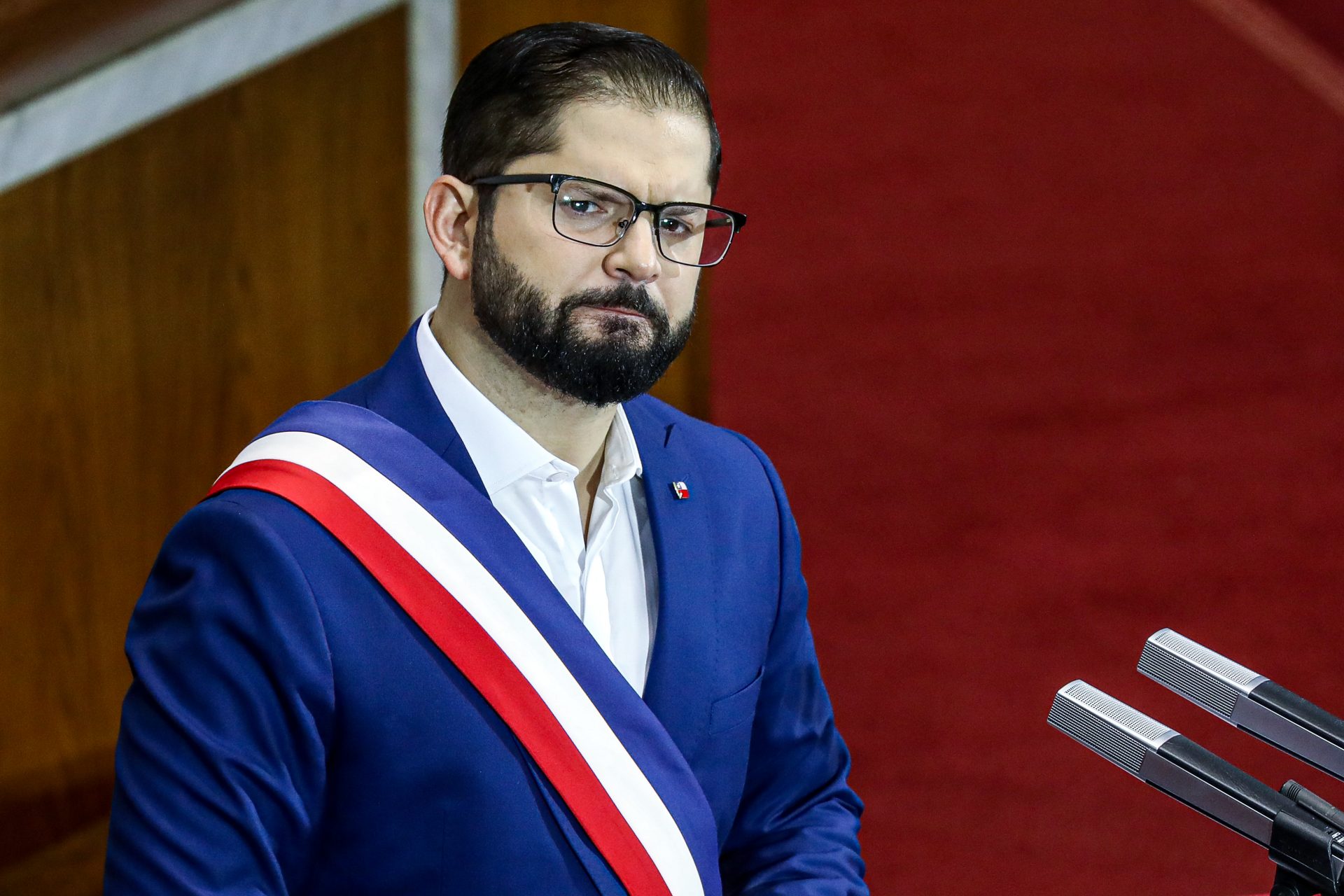 Escándalo salpica a Gabriel Boric, presidente de Chile: hay una denuncia presentada ante la Fiscalía