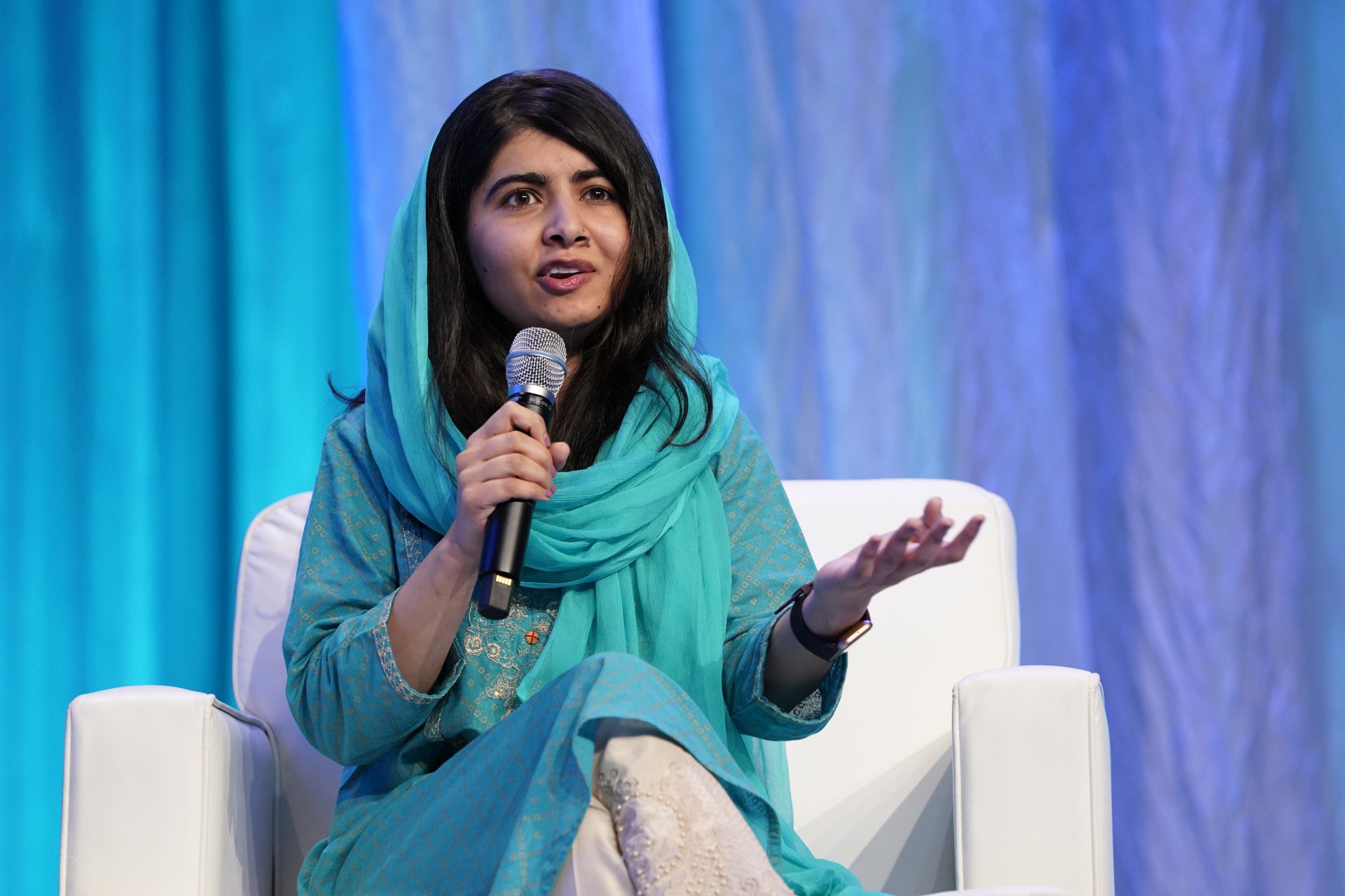 Let's take a look at Malala's extraordinary life! 