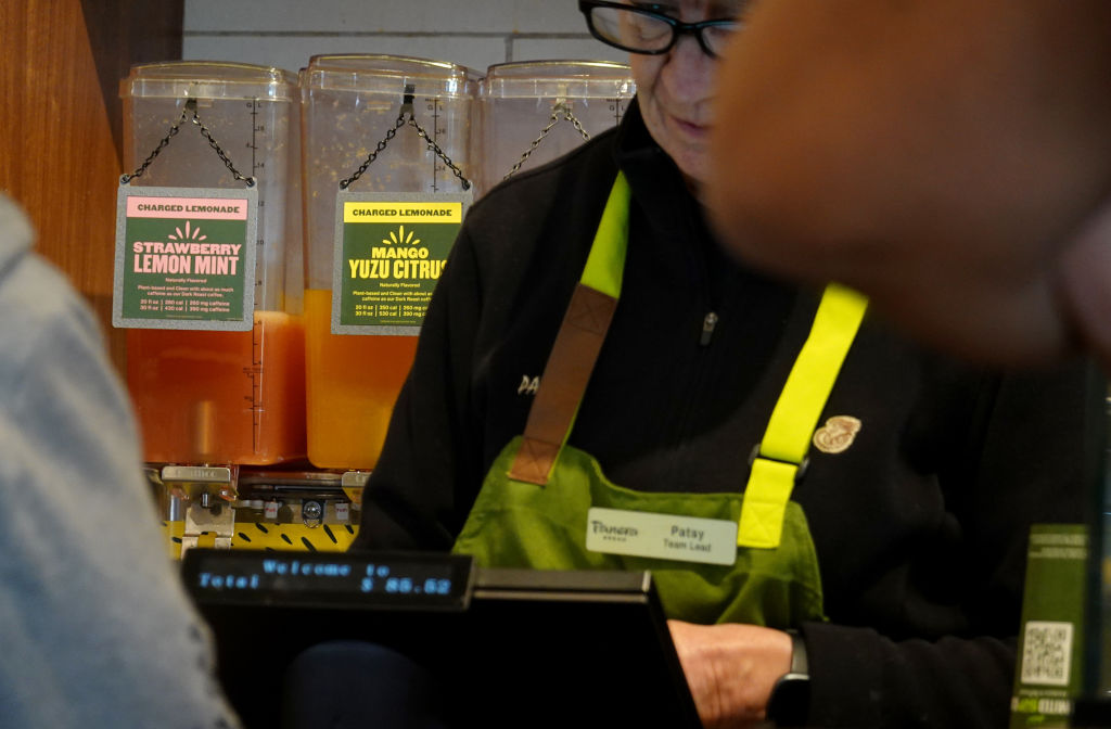 Panera interrumpió la fabricación de la limonada en mayo 