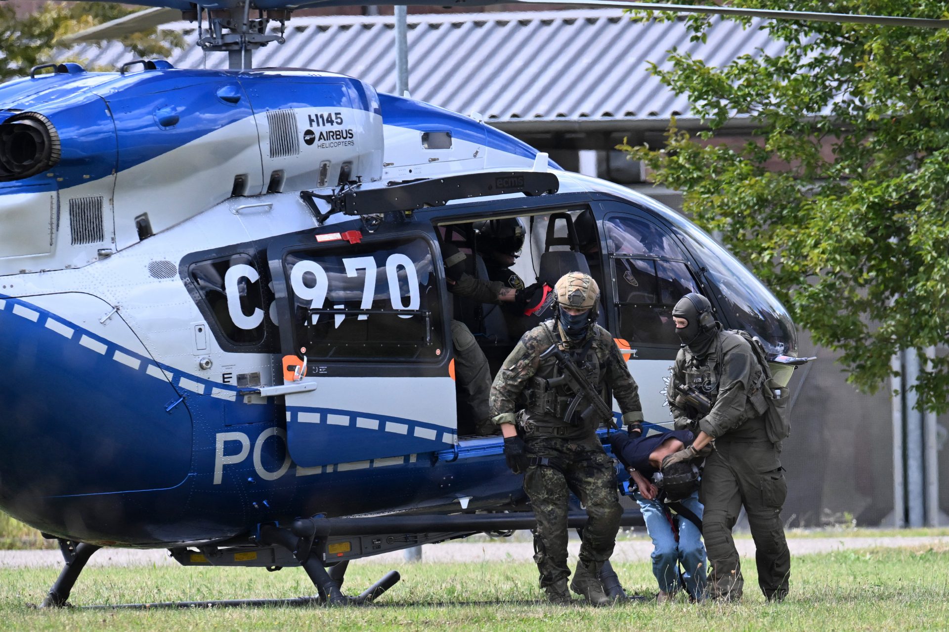 Tormenta política en Alemania tras la detención del autor del ataque con cuchillo que provocó una matanza