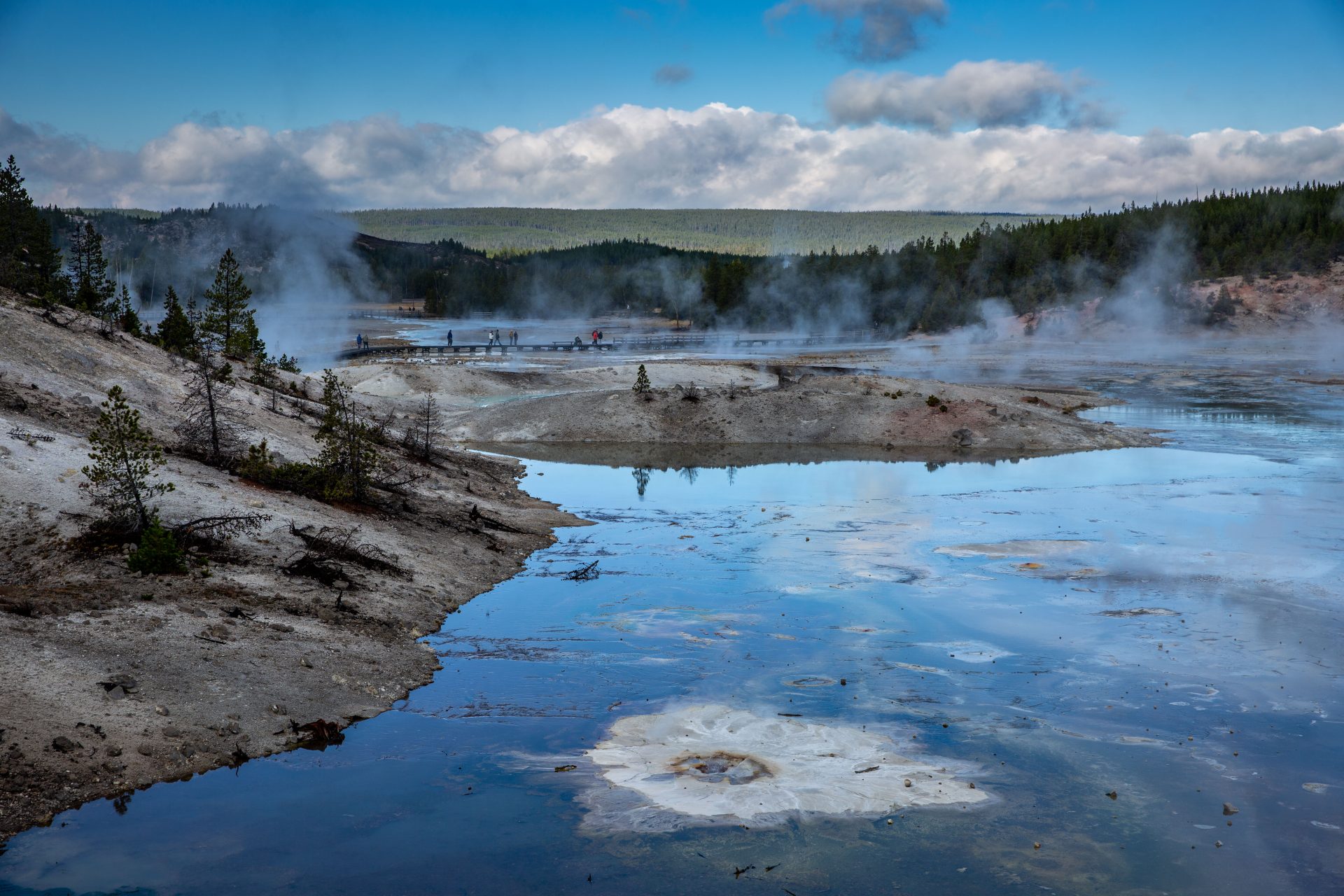 Deadly Yellowstone supervolcano could kill thousands and cause  'nuclear winter'