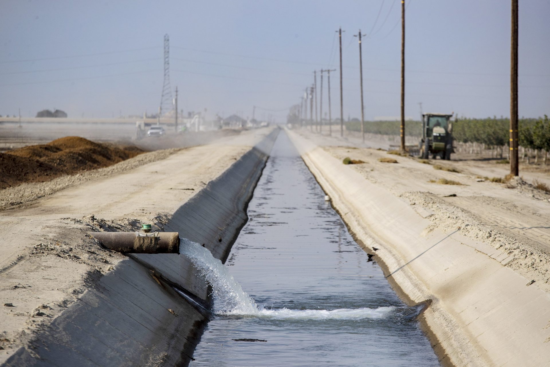 Auch die Entnahme von Wasser aus Grundwasserleitern wirkt sich aus