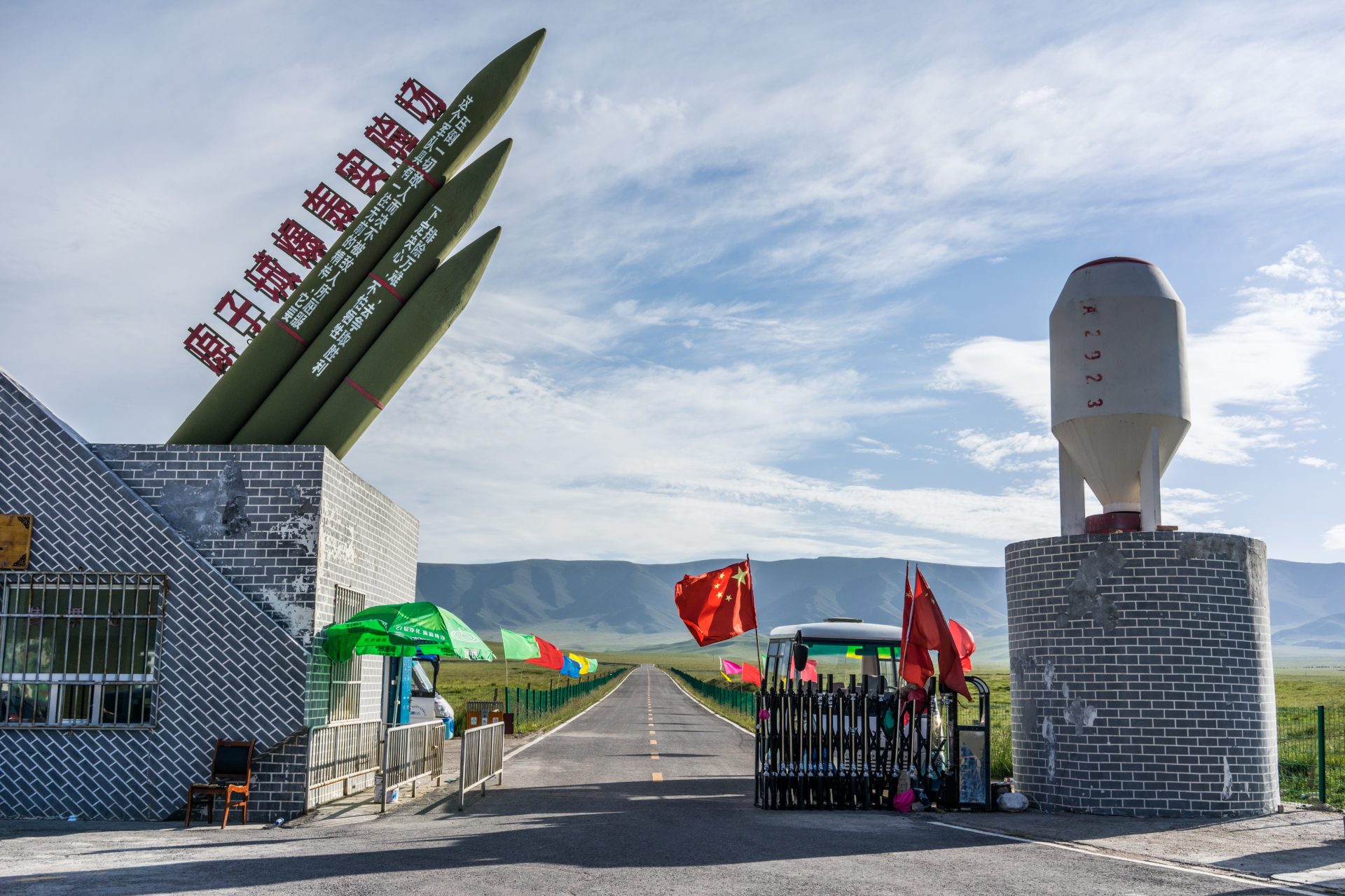 China reafirma su postura nuclear mientras se enfrenta a críticas internacionales