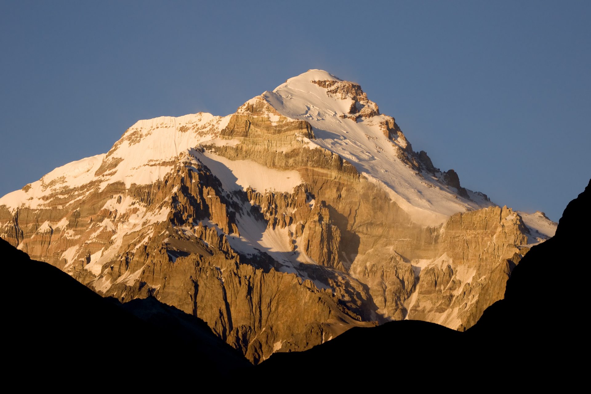 The real-life plane crash in the Andes that inspired 'Alive!' and 'Society of the Snow'