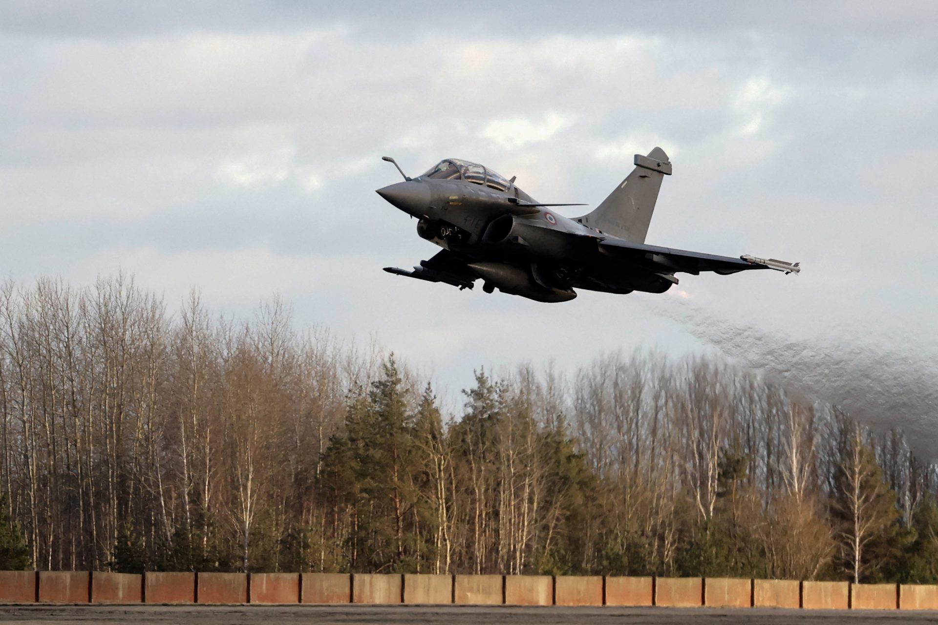 La France atteint des records en doublant ses ventes d'armes en 2024